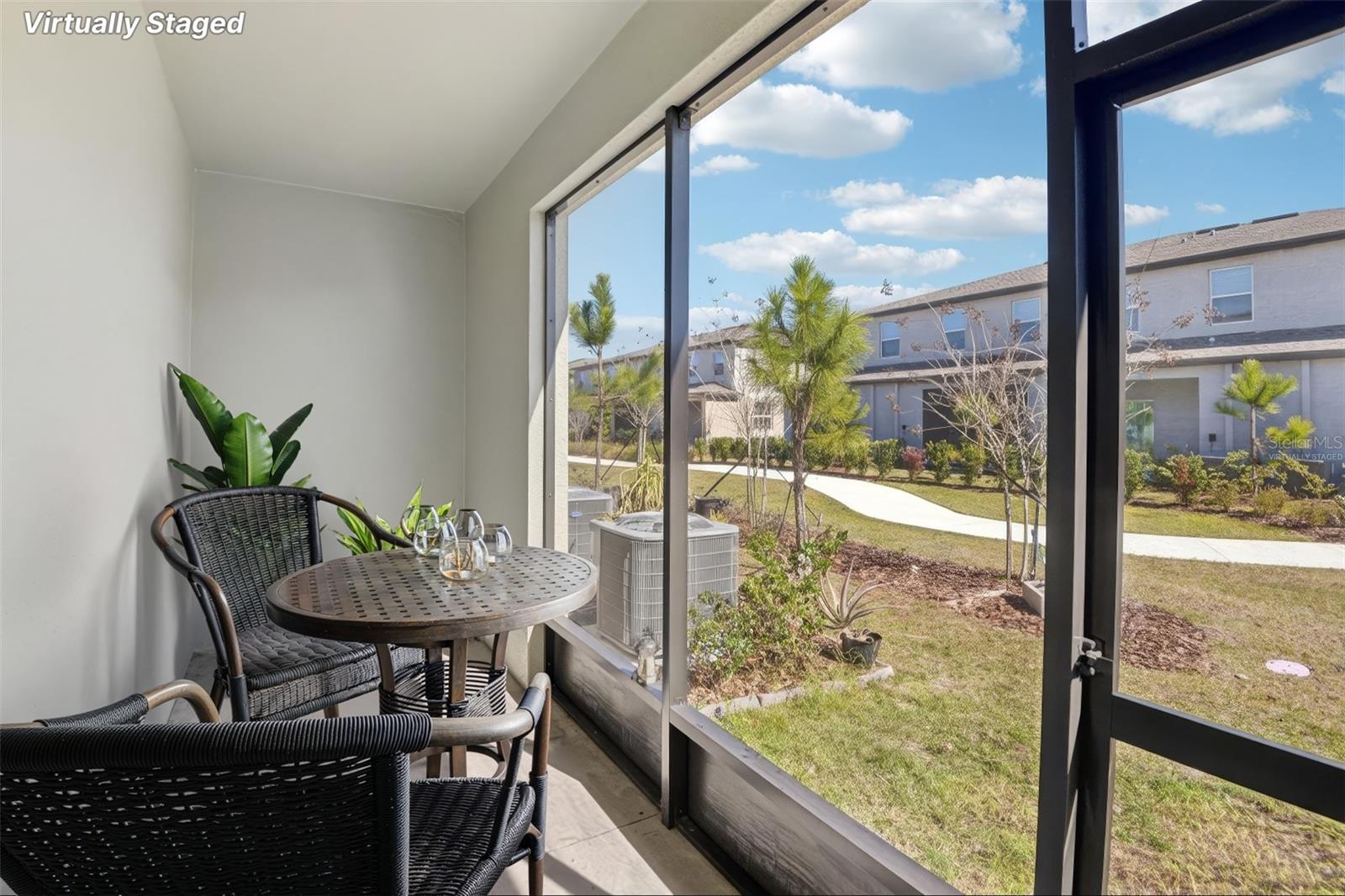 Image 20 of 32 For 6060 Acara Lane