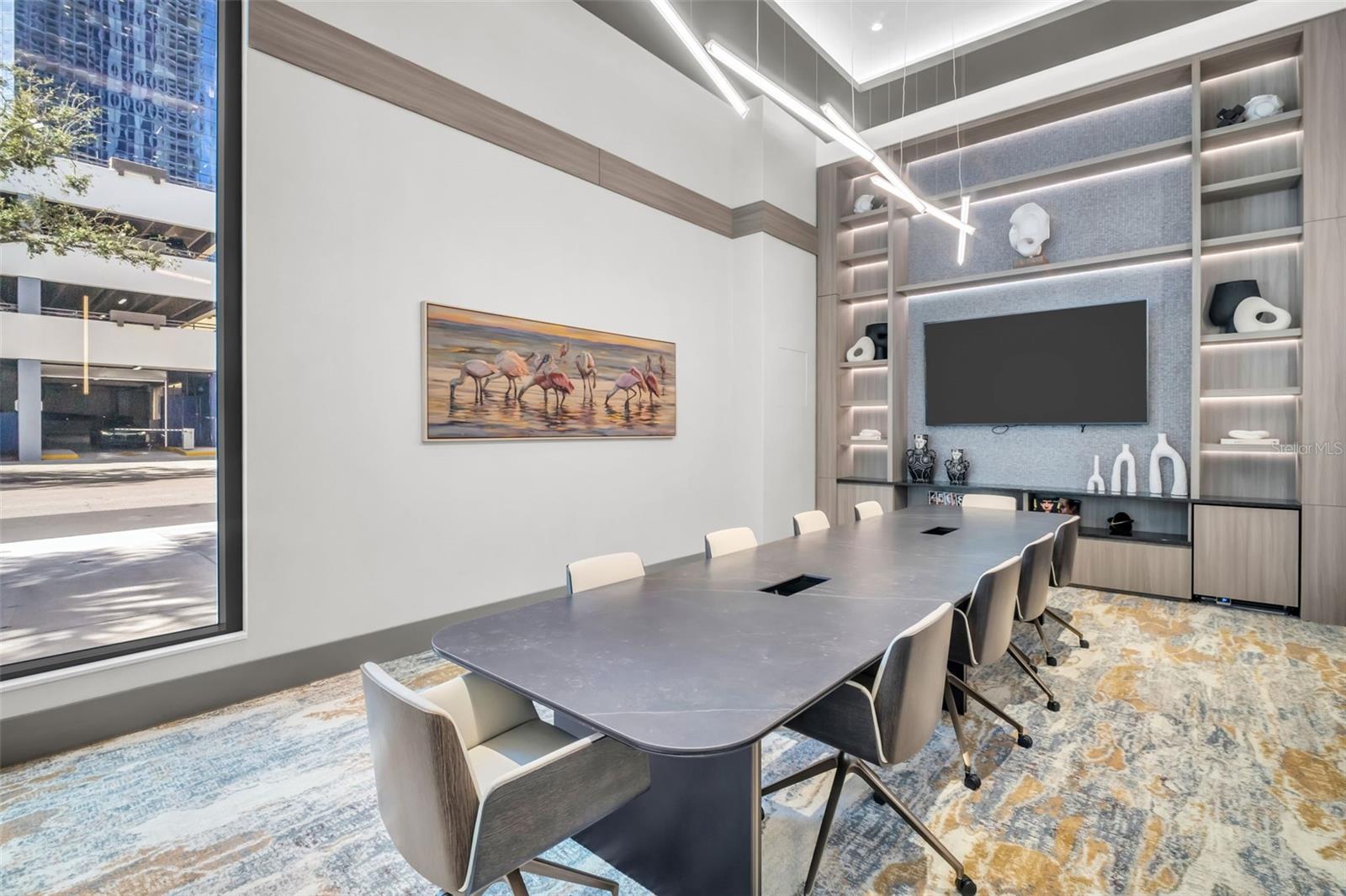 Listing photo id 88 for 275 1st Avenue S 3703