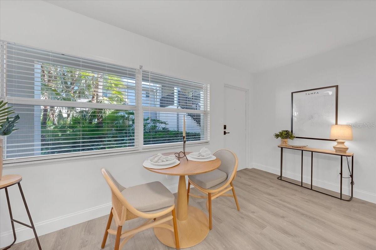 Image 14 of 36 For 224 6th Avenue N 5