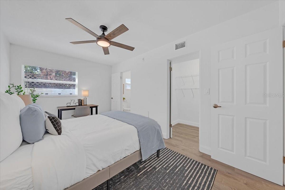 Image 19 of 36 For 224 6th Avenue N 5