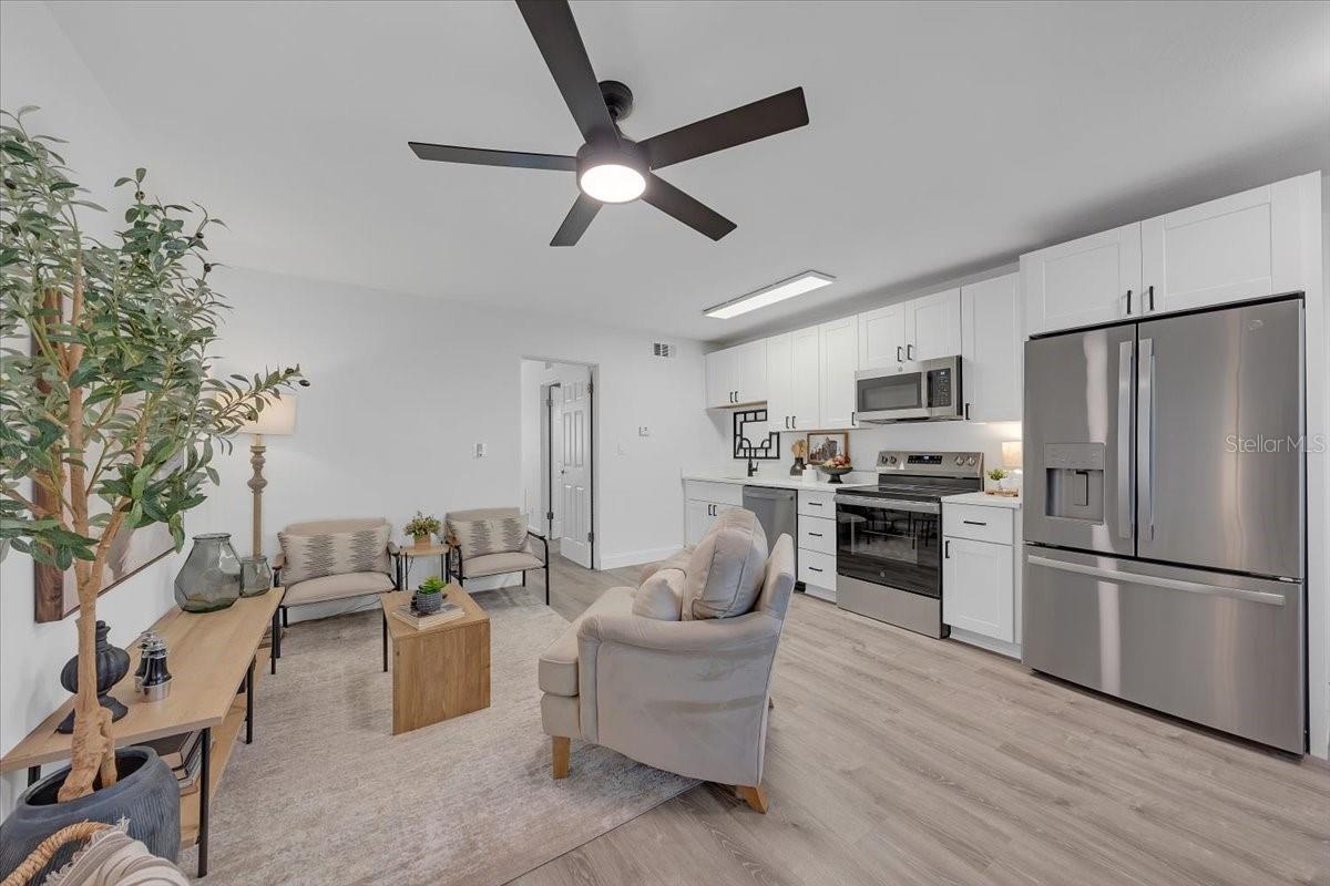 Image 2 of 36 For 224 6th Avenue N 5