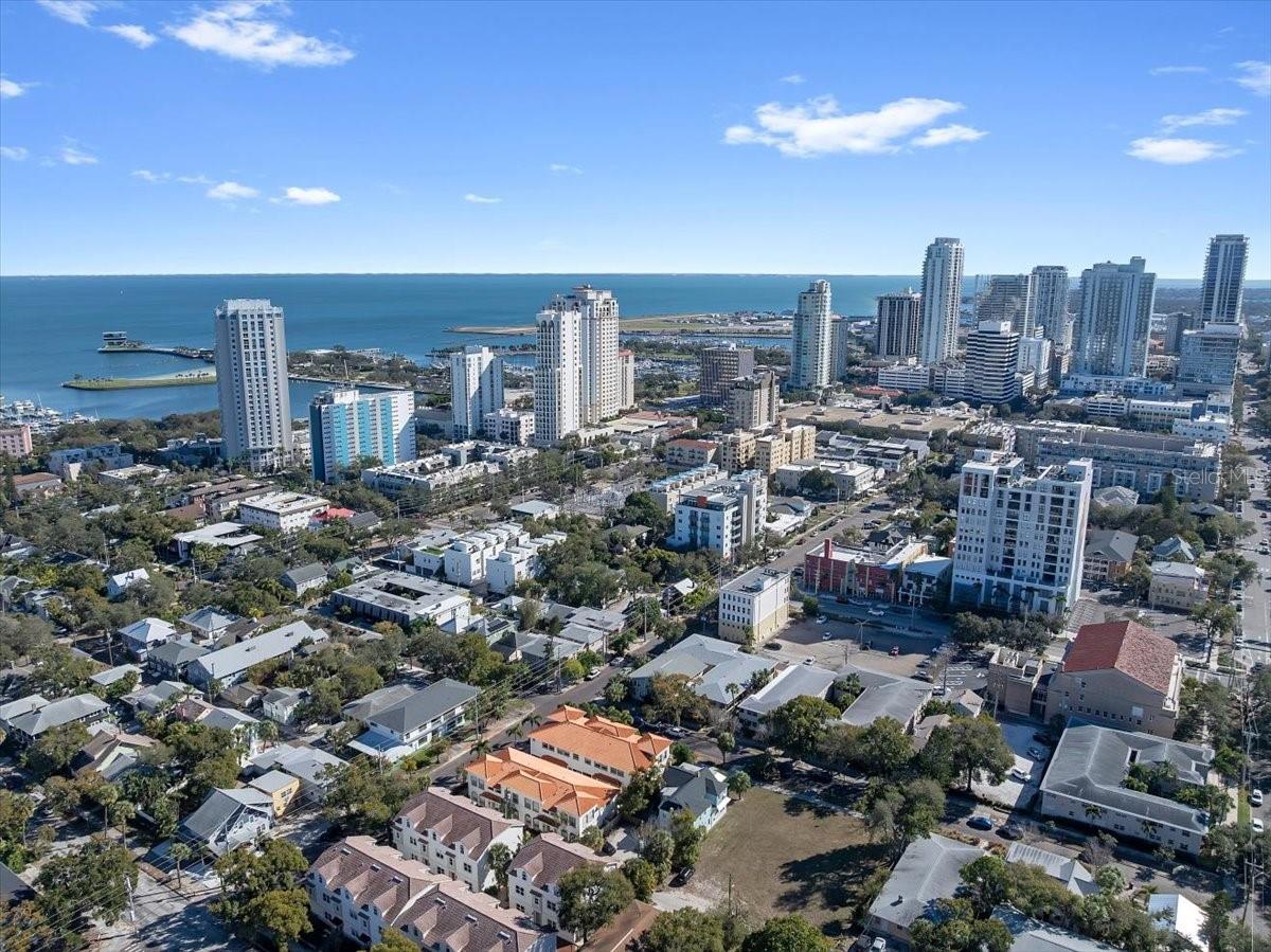 Image 32 of 36 For 224 6th Avenue N 5