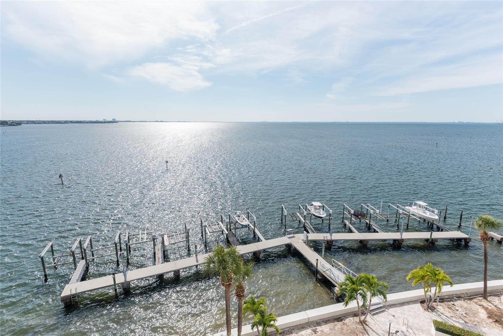 Image 16 of 56 For 5700 Mariner Street 702