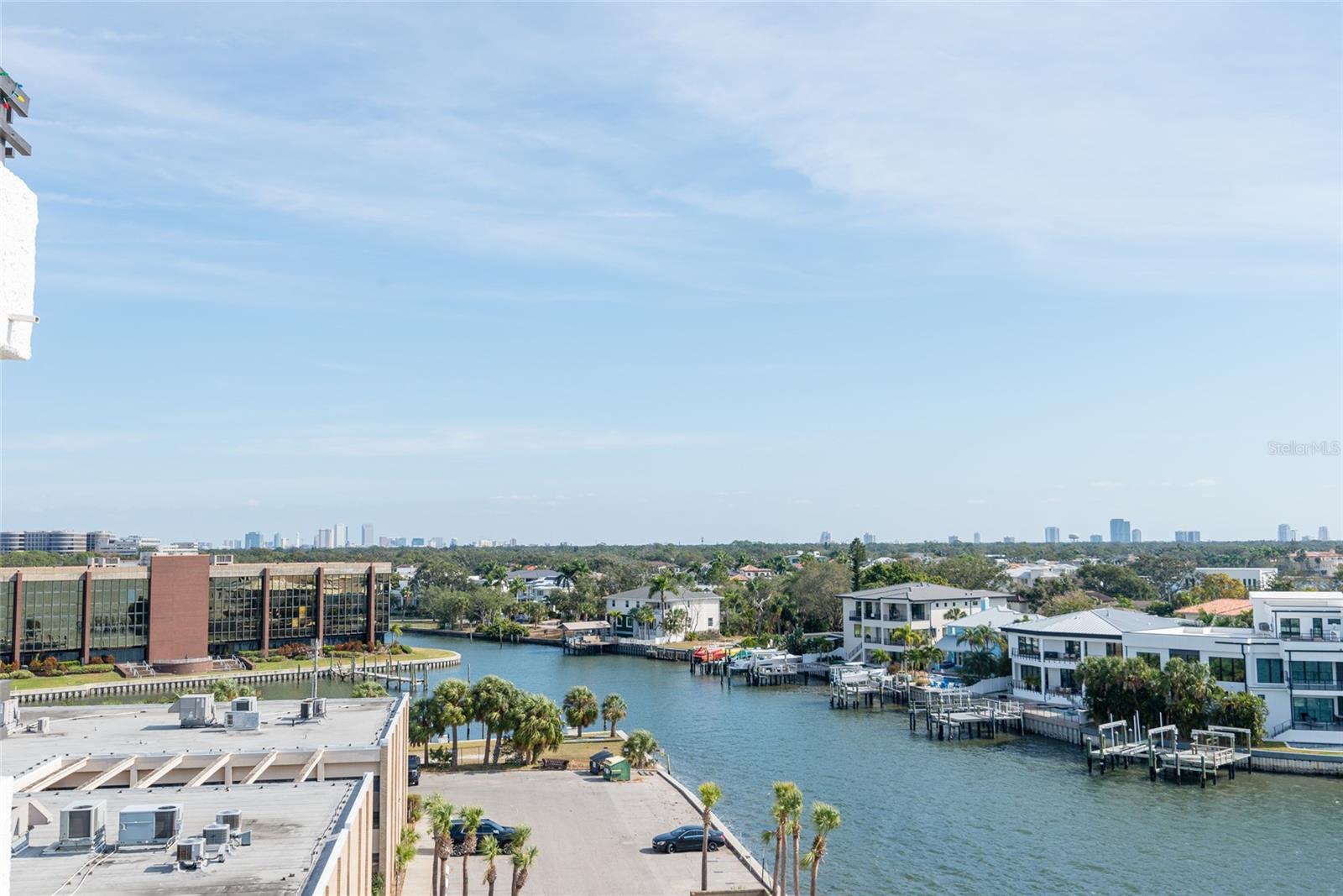 Image 36 of 56 For 5700 Mariner Street 702