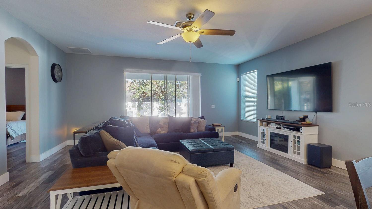 Image 26 of 60 For 15819 Cedar Elm Terrace