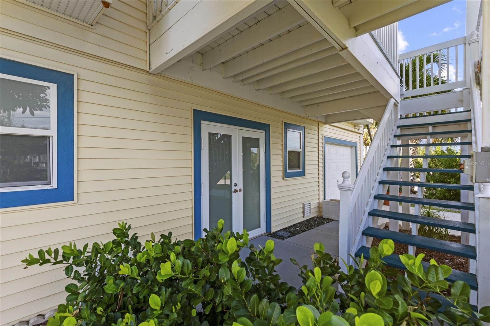 Image 22 of 49 For 2291 Palm Avenue