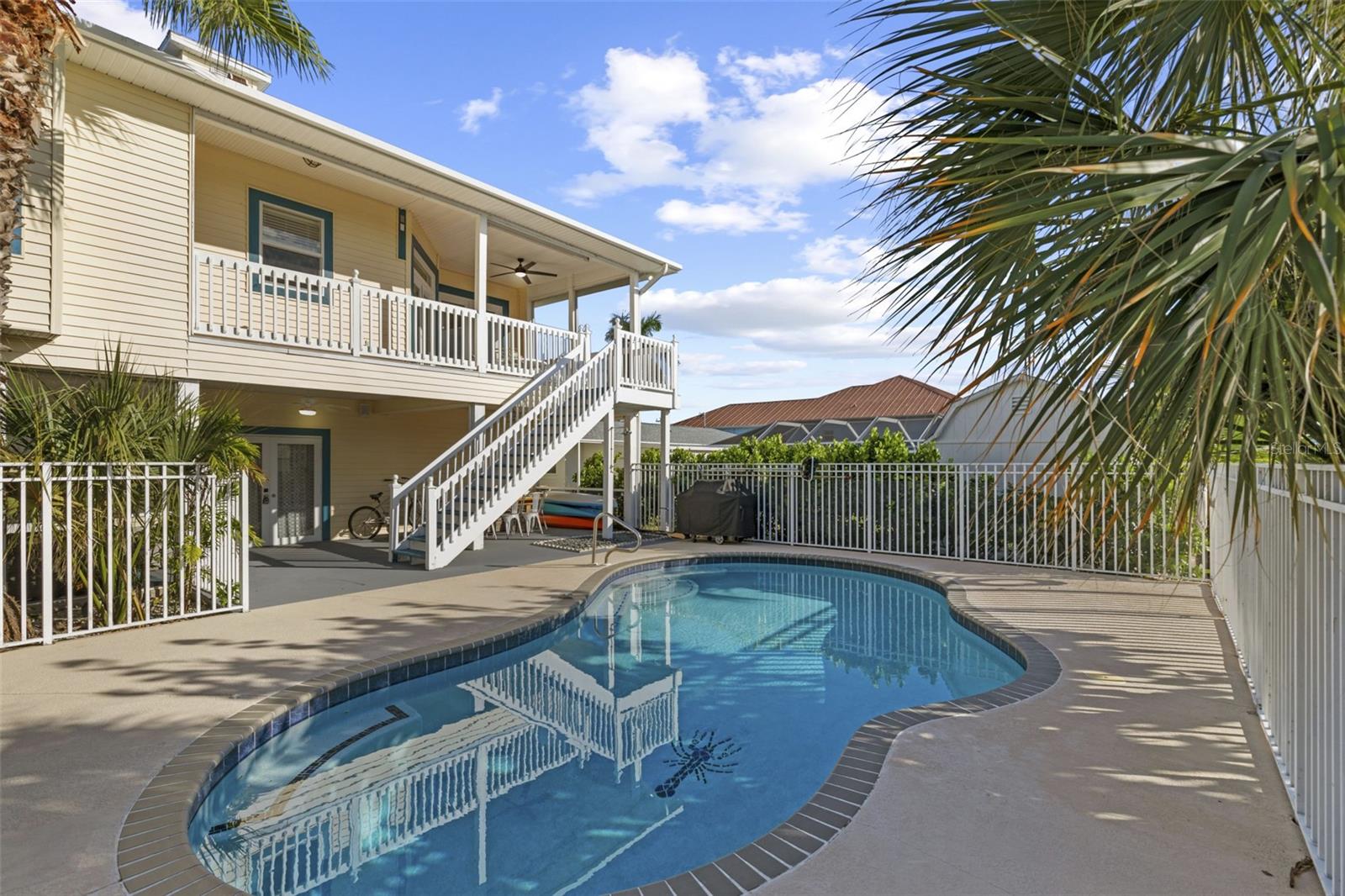 Image 24 of 49 For 2291 Palm Avenue