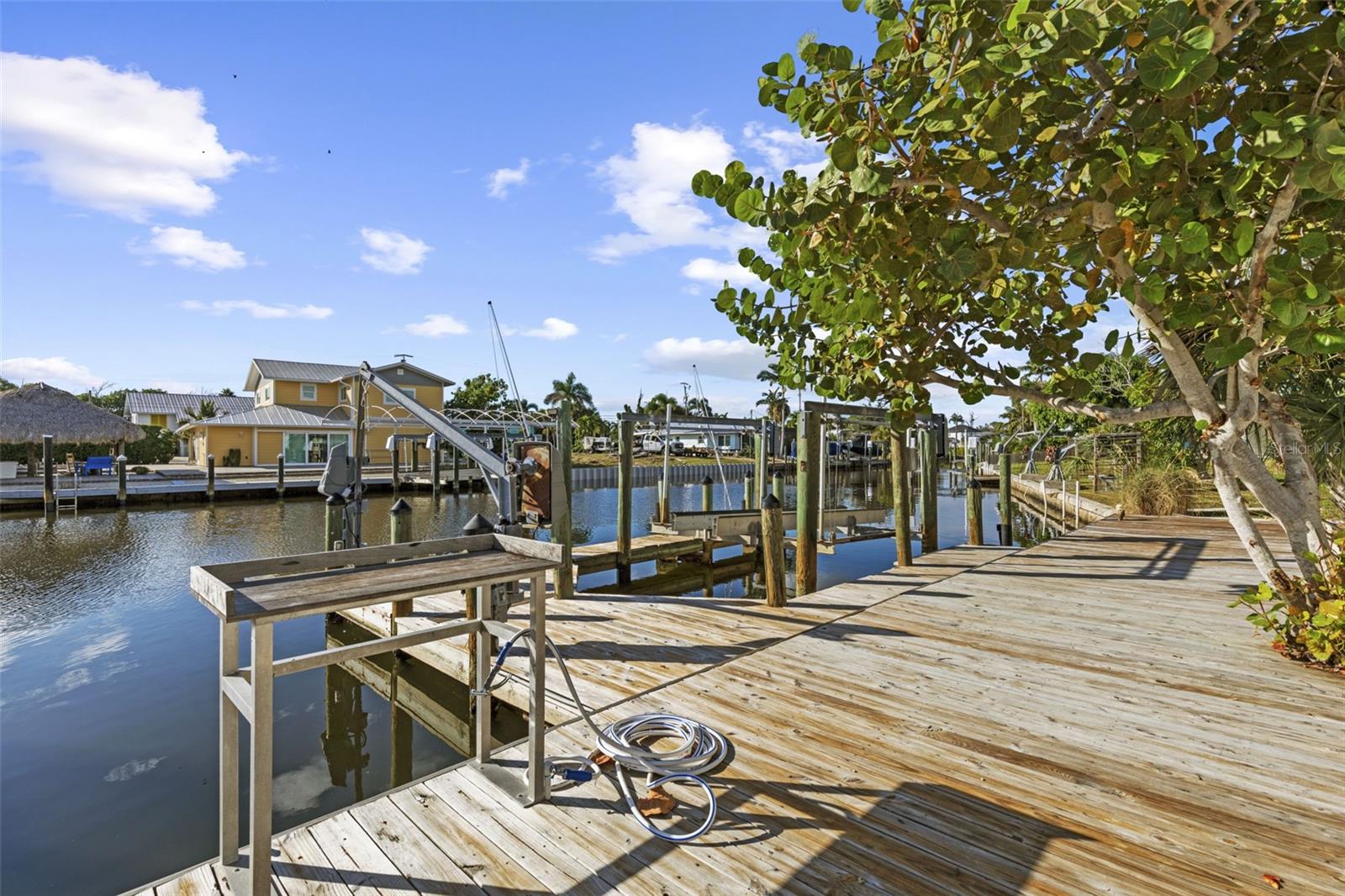 Image 26 of 49 For 2291 Palm Avenue