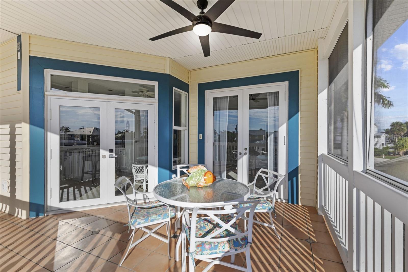 Image 43 of 49 For 2291 Palm Avenue