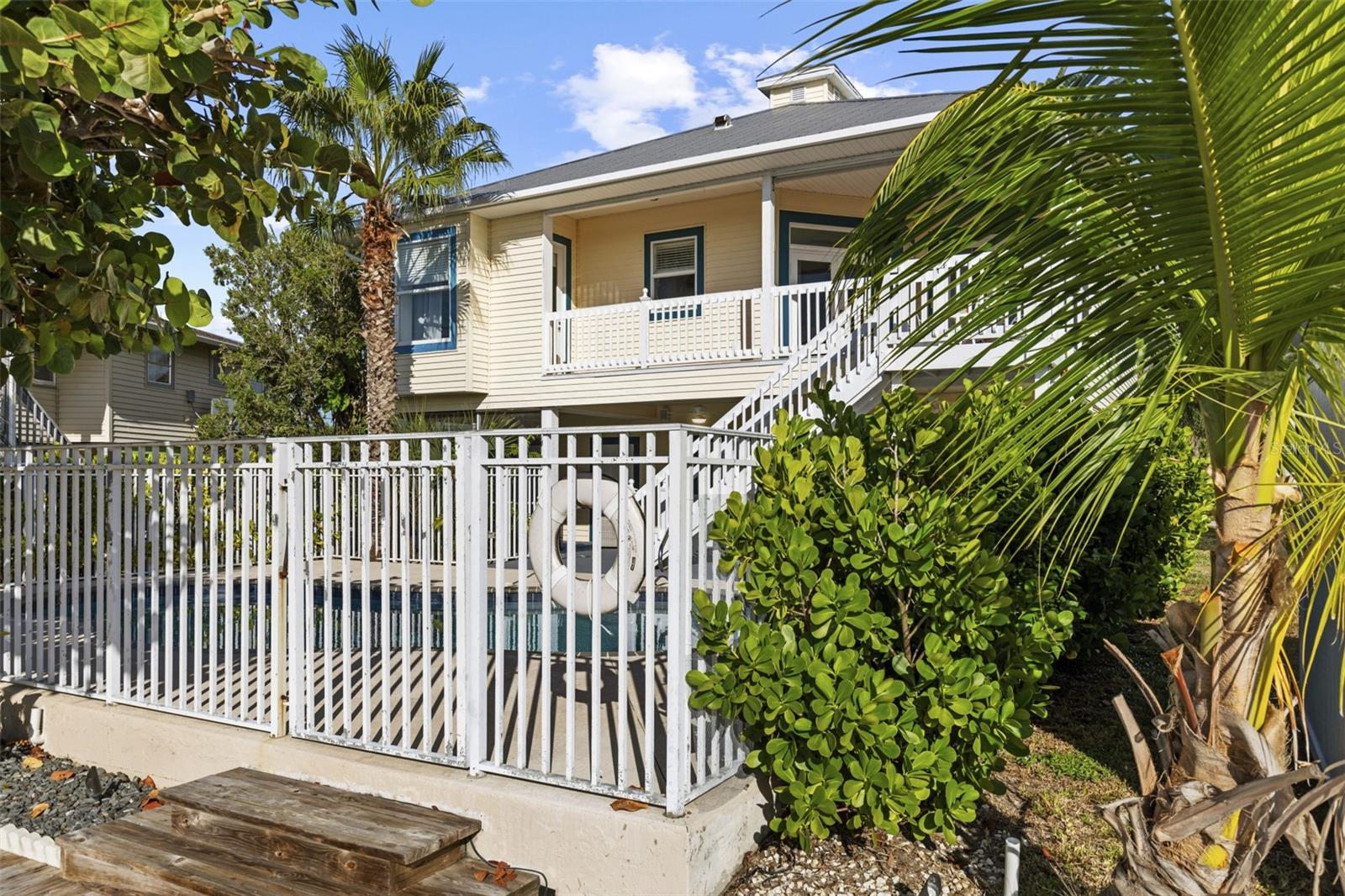 Image 45 of 49 For 2291 Palm Avenue