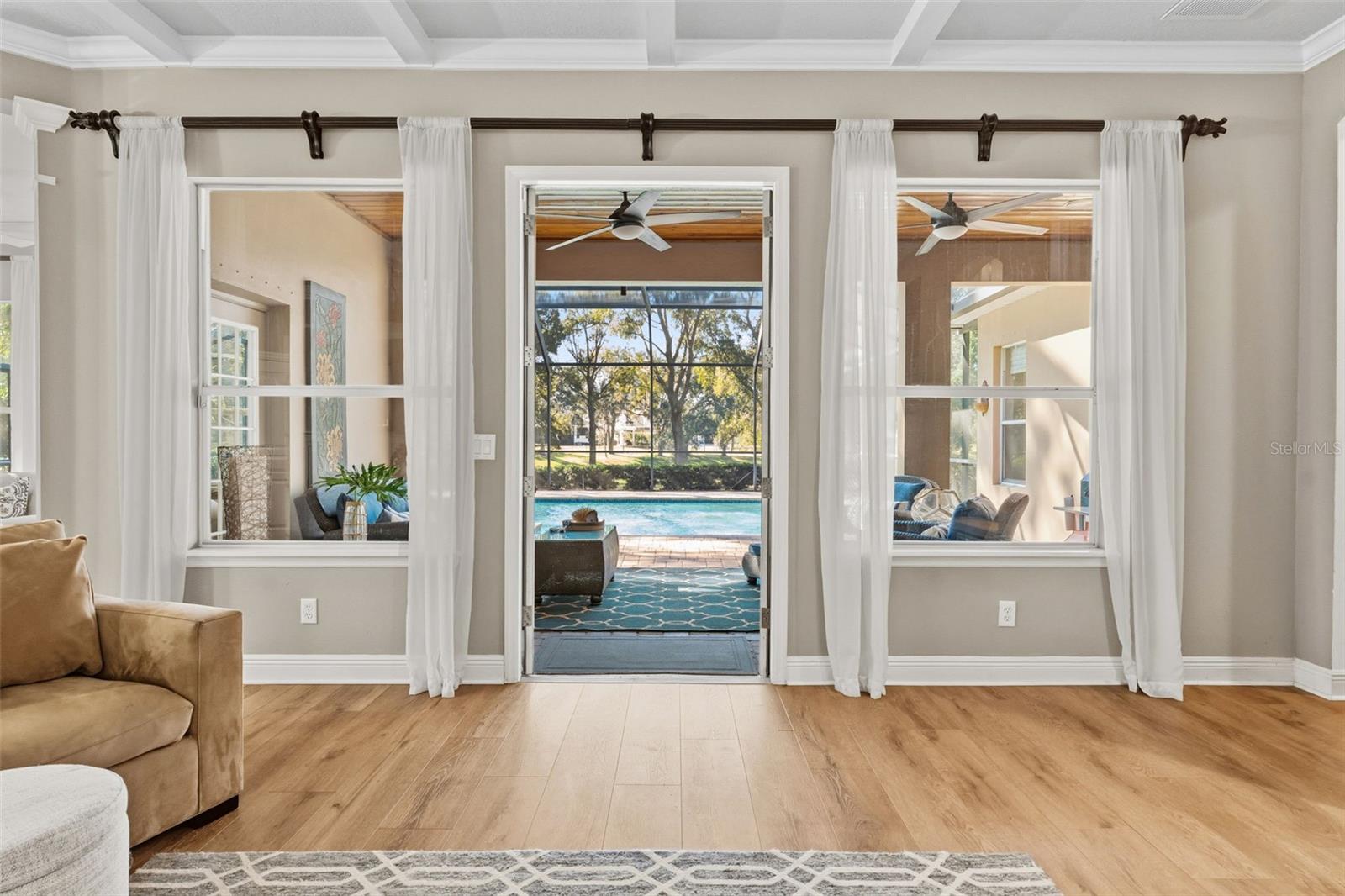 Image 18 of 72 For 11604 Splendid Lane