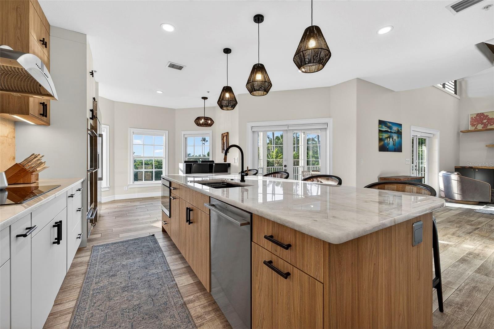 Image 12 of 68 For 8880 Commodore Drive