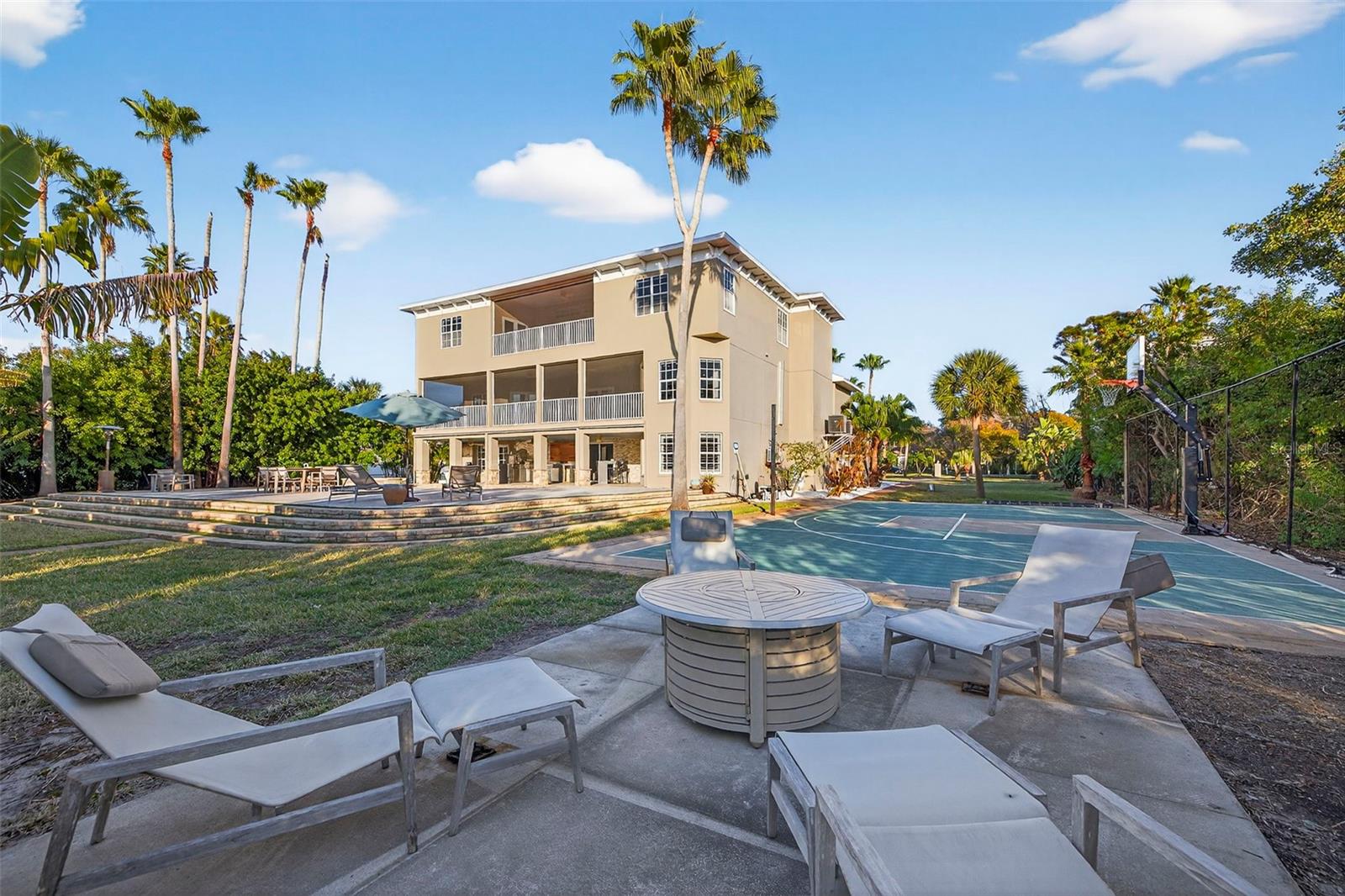 Image 50 of 68 For 8880 Commodore Drive