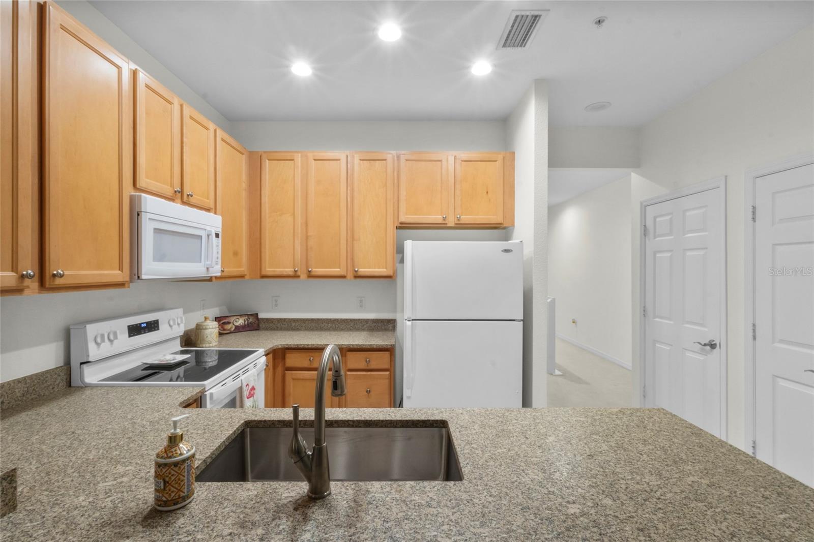 Image 4 of 33 For 7219 Hamilton Road 7219