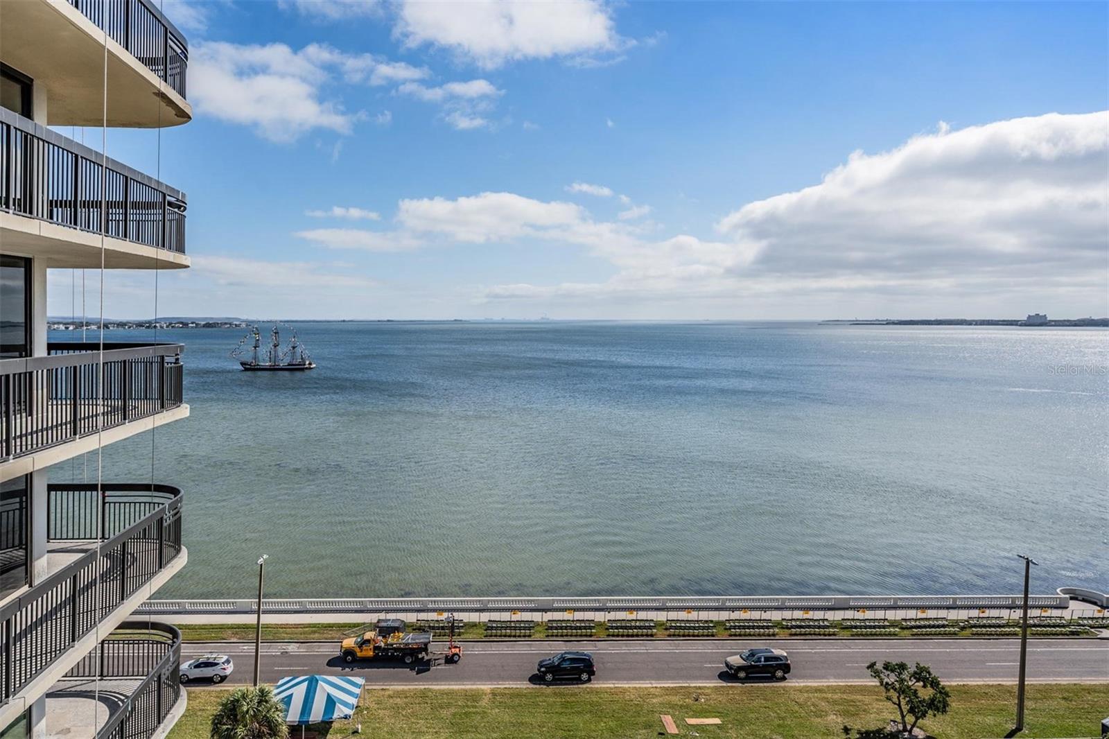 Image 22 of 36 For 2413 Bayshore Boulevard 1004