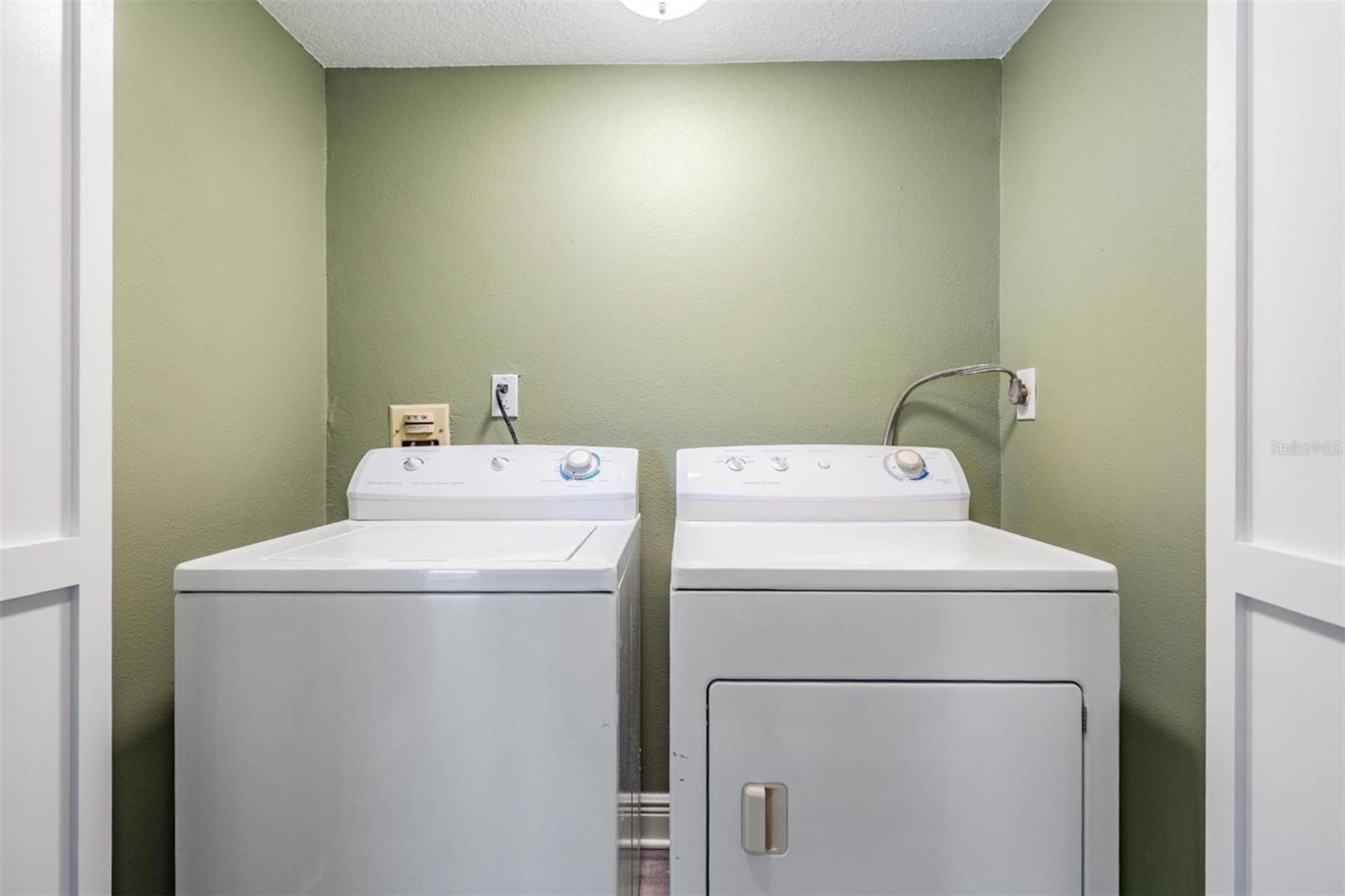 Image 31 of 36 For 2413 Bayshore Boulevard 1004