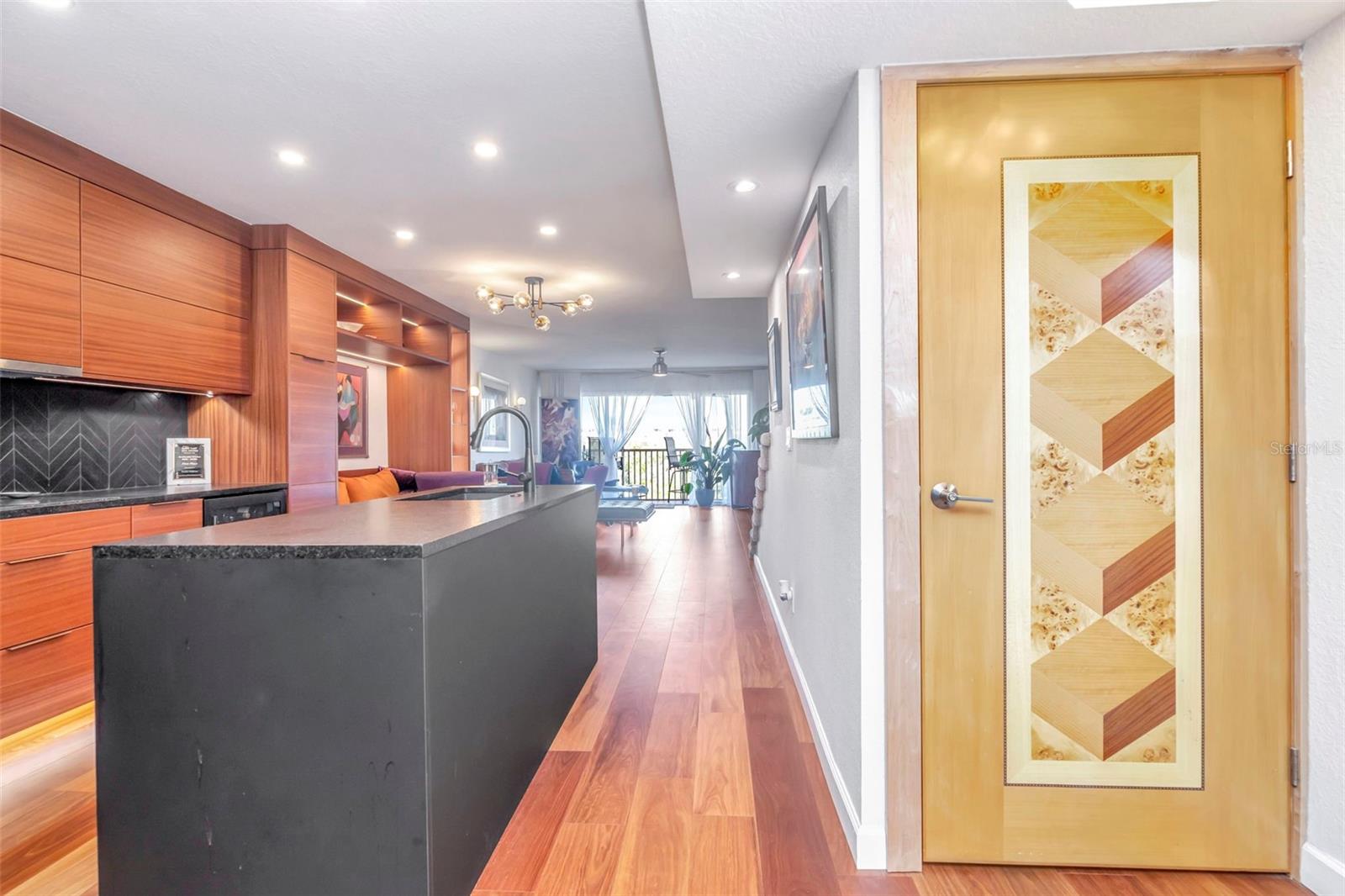 Image 6 of 44 For 14767 Seminole Trail