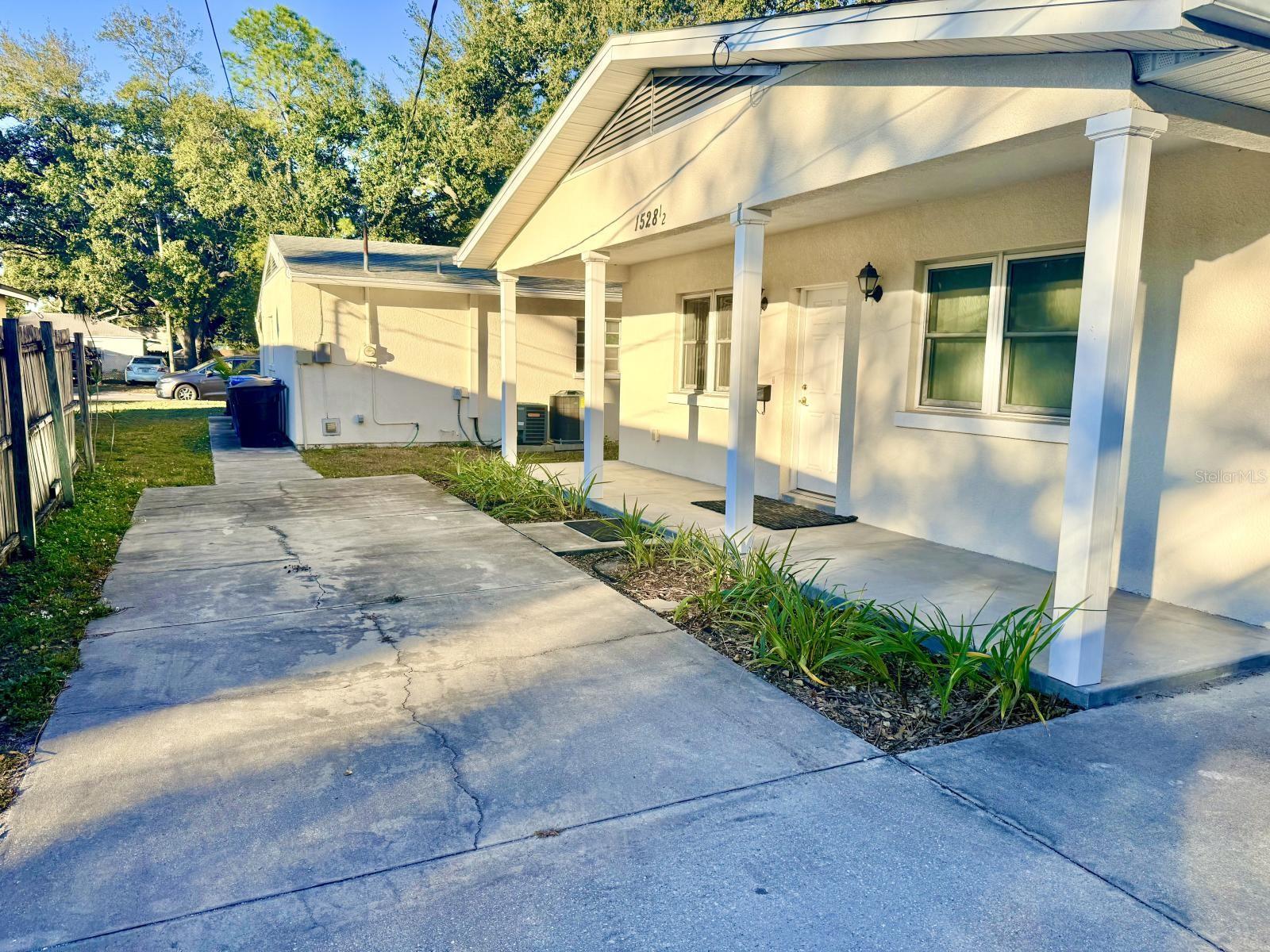 Image 3 of 17 For 1528 1-2 41st Avenue N