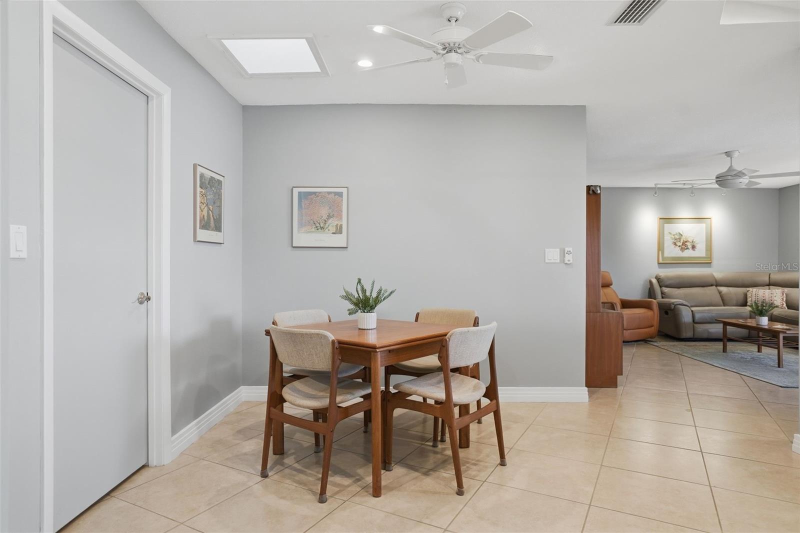 Image 20 of 55 For 2316 Shore Drive Se