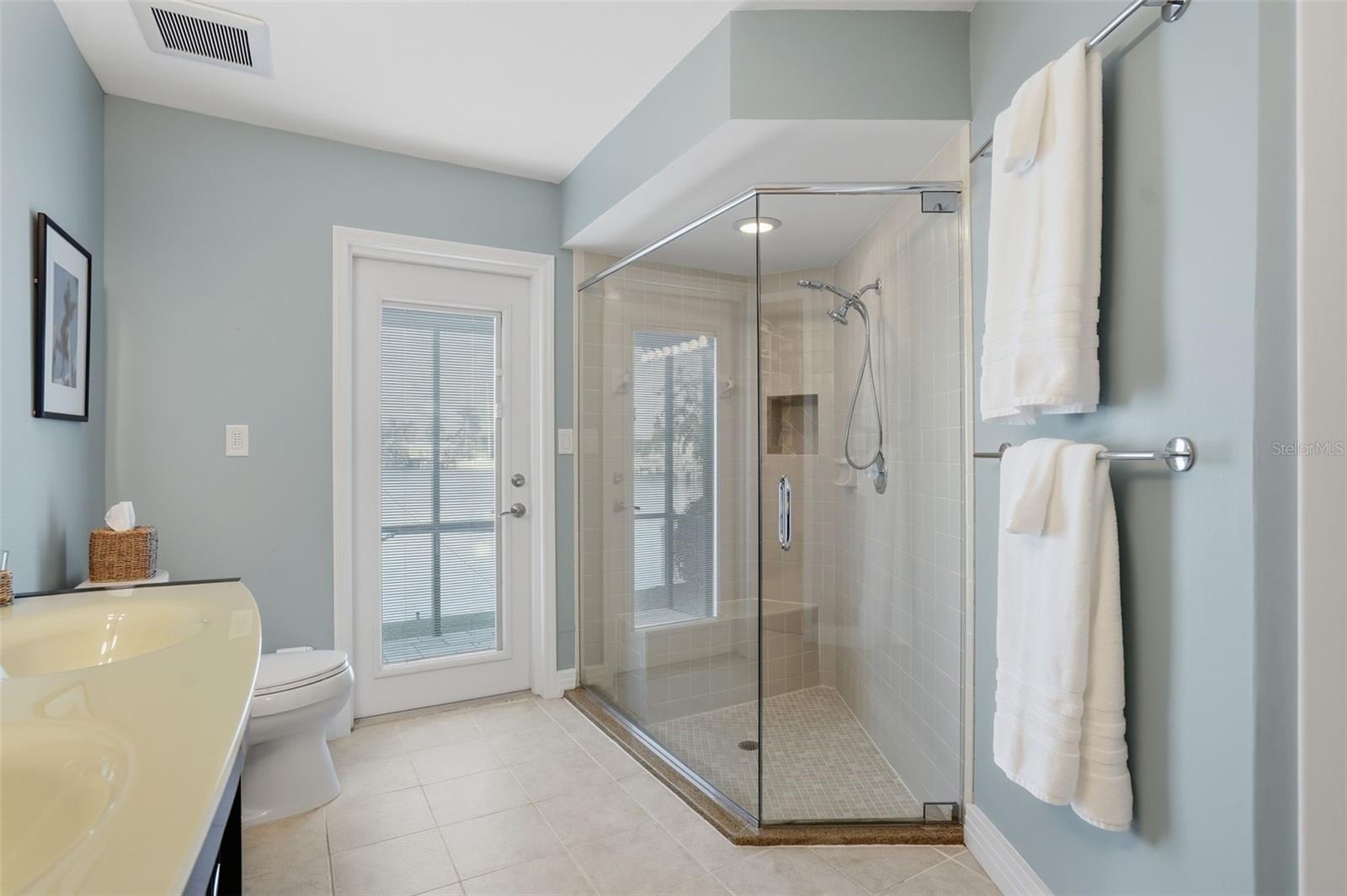 Image 25 of 55 For 2316 Shore Drive Se