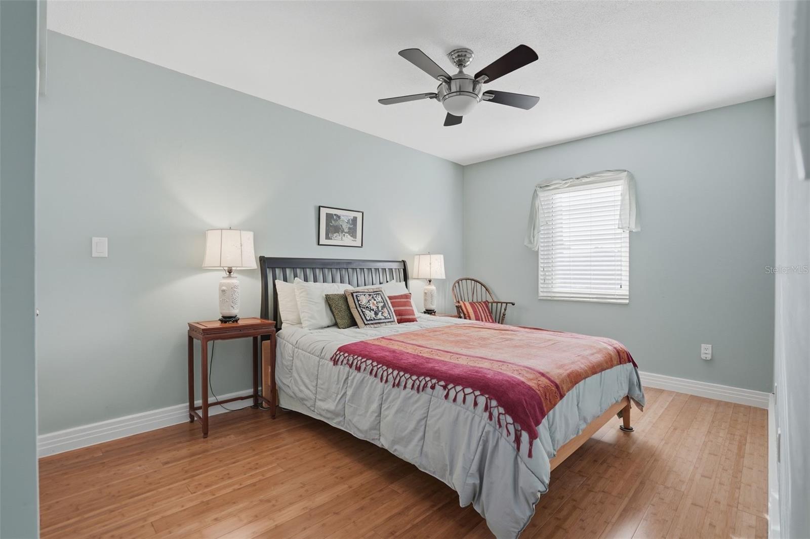 Image 27 of 55 For 2316 Shore Drive Se