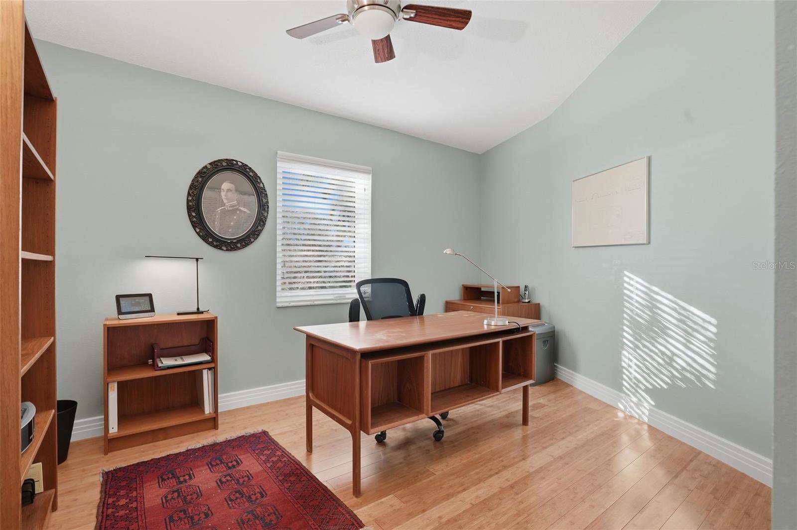 Image 29 of 55 For 2316 Shore Drive Se