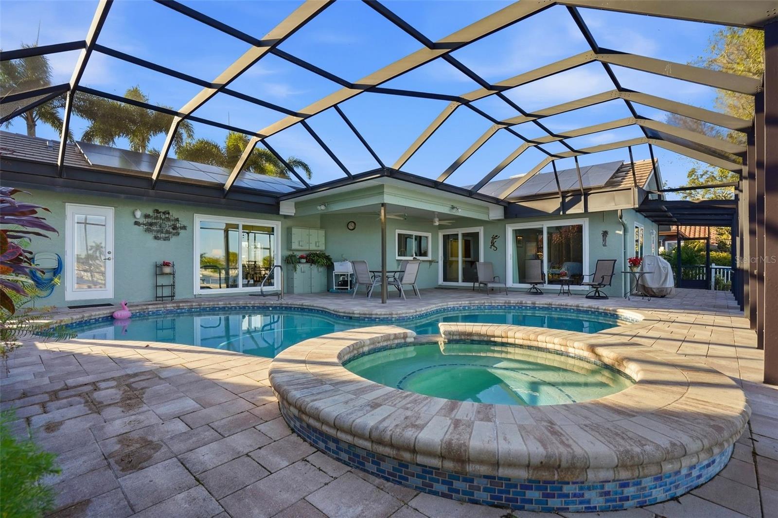 Image 36 of 55 For 2316 Shore Drive Se