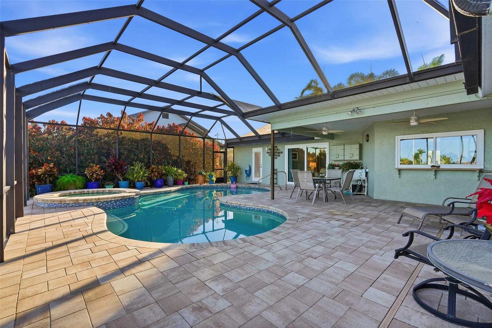 Image 38 of 55 For 2316 Shore Drive Se