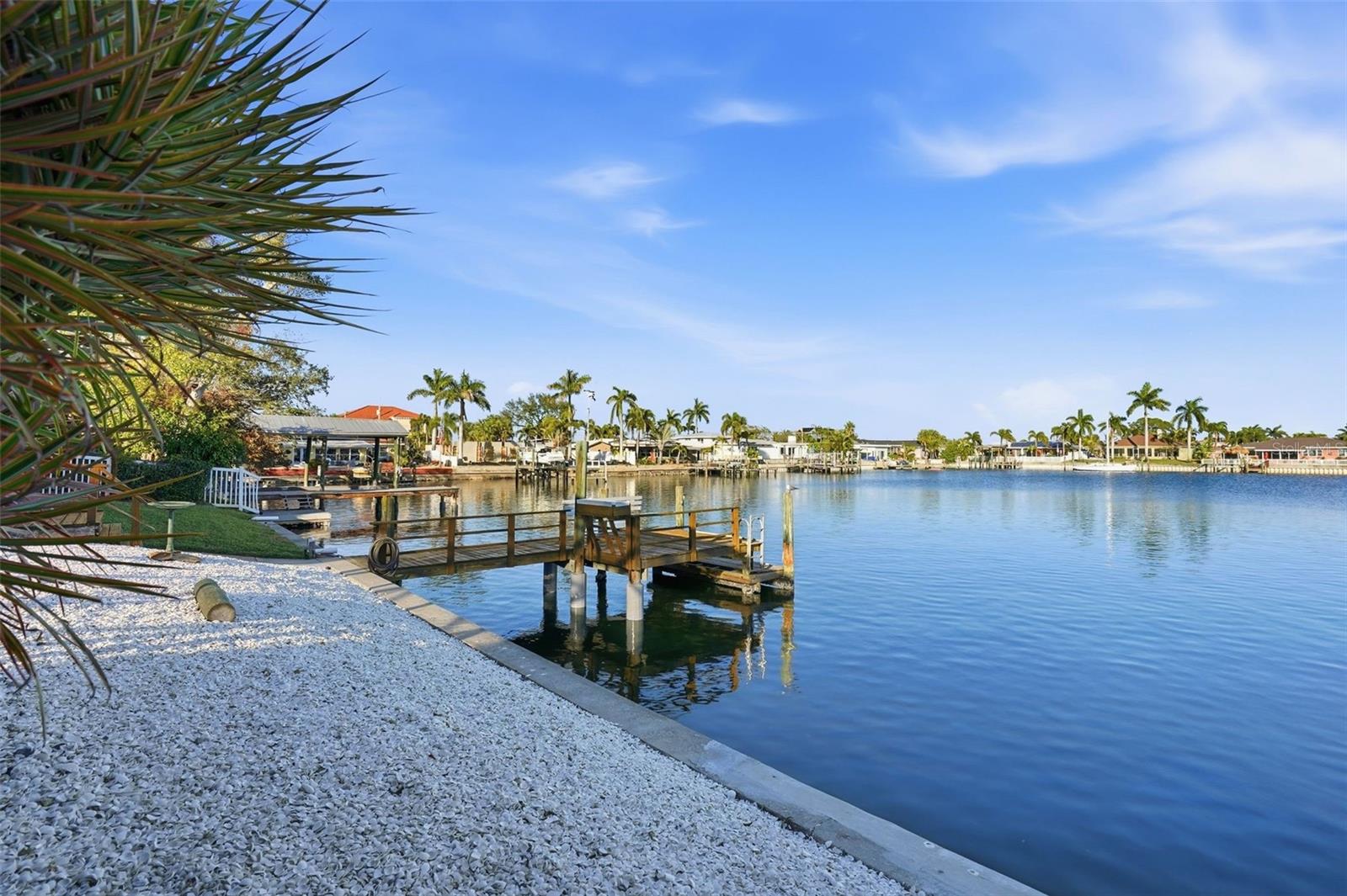 Image 40 of 55 For 2316 Shore Drive Se