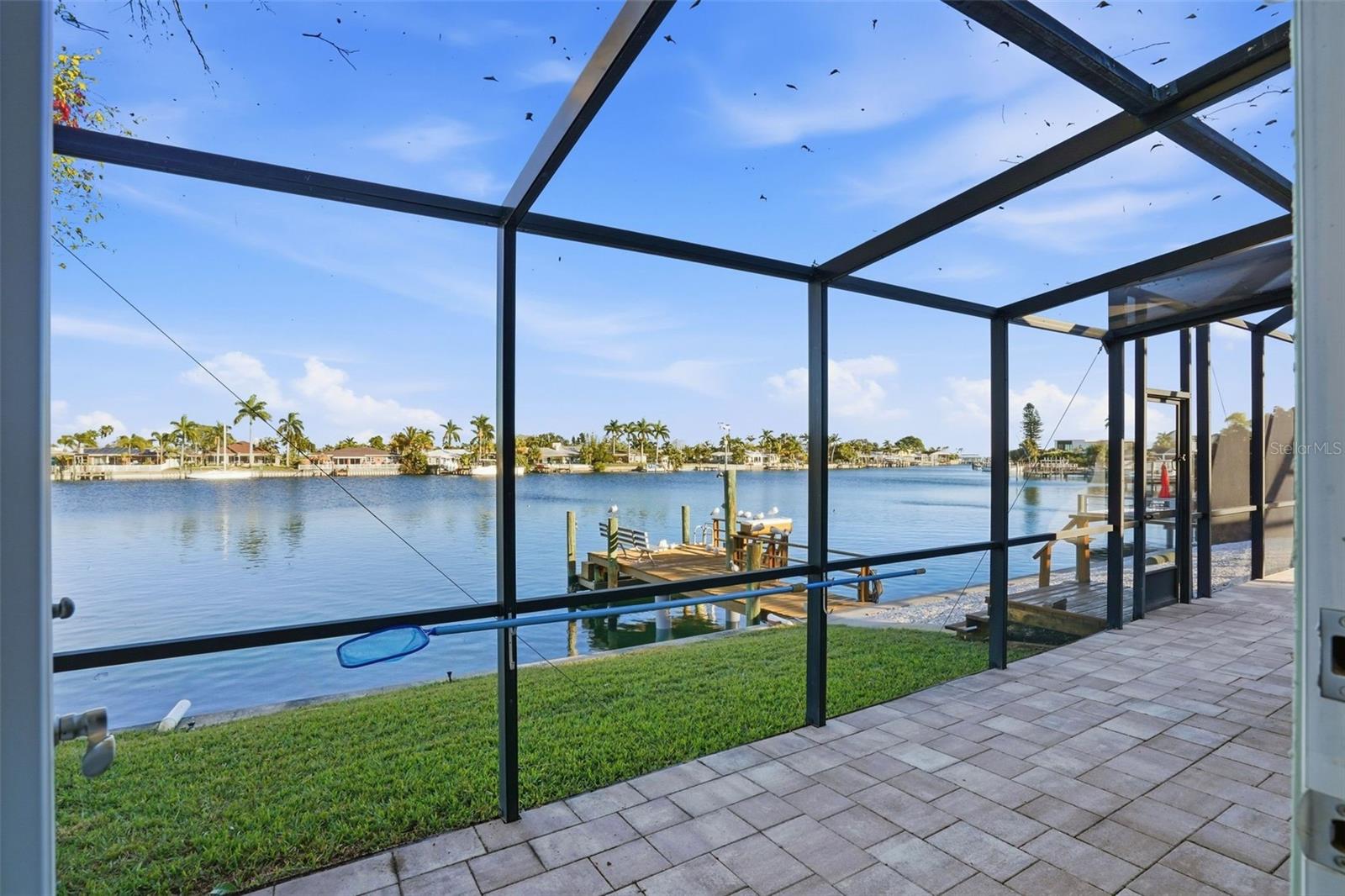 Image 41 of 55 For 2316 Shore Drive Se