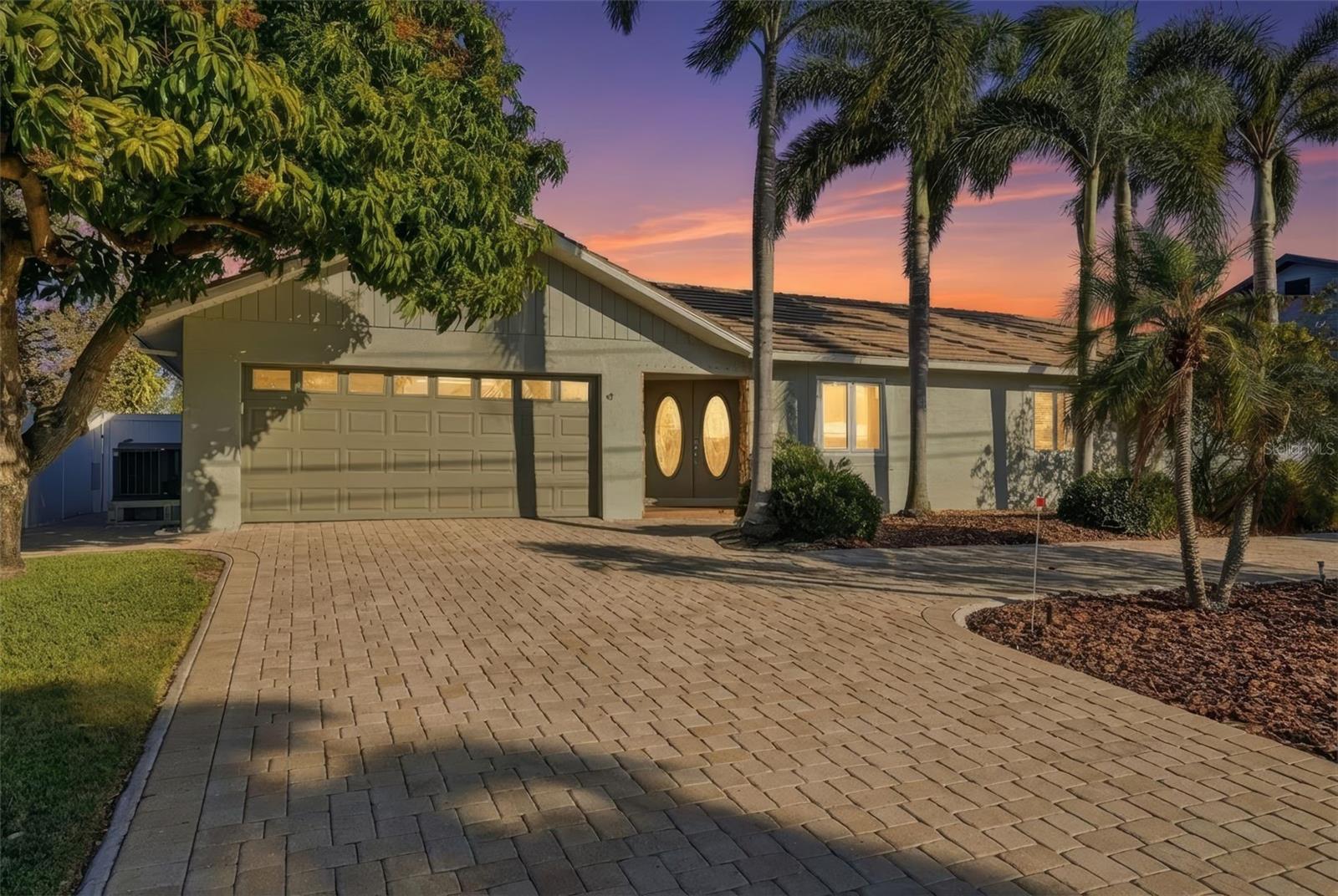 Image 46 of 55 For 2316 Shore Drive Se