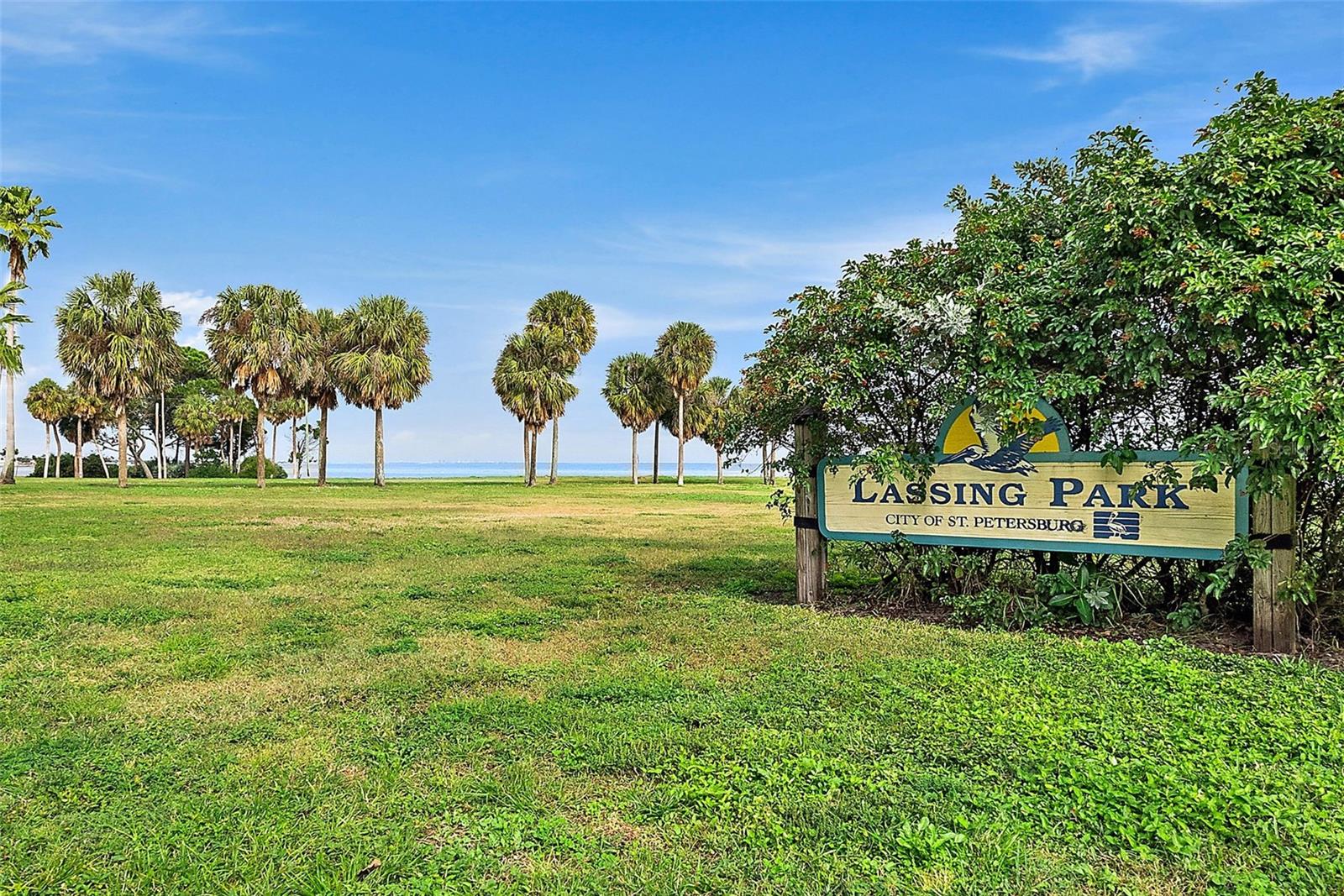 Image 5 of 55 For 2316 Shore Drive Se