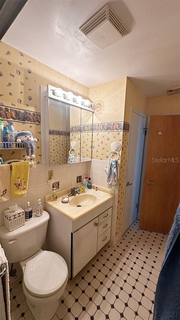 Image 12 of 20 For 9811 Lily Street N 246