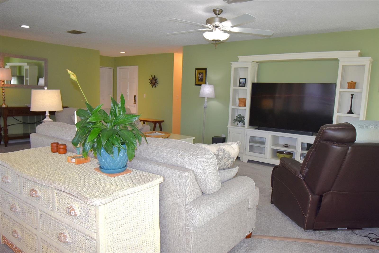 Image 10 of 62 For 121 Fernwood Circle 121