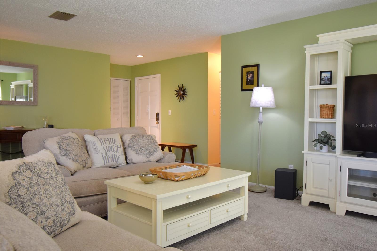 Image 12 of 62 For 121 Fernwood Circle 121