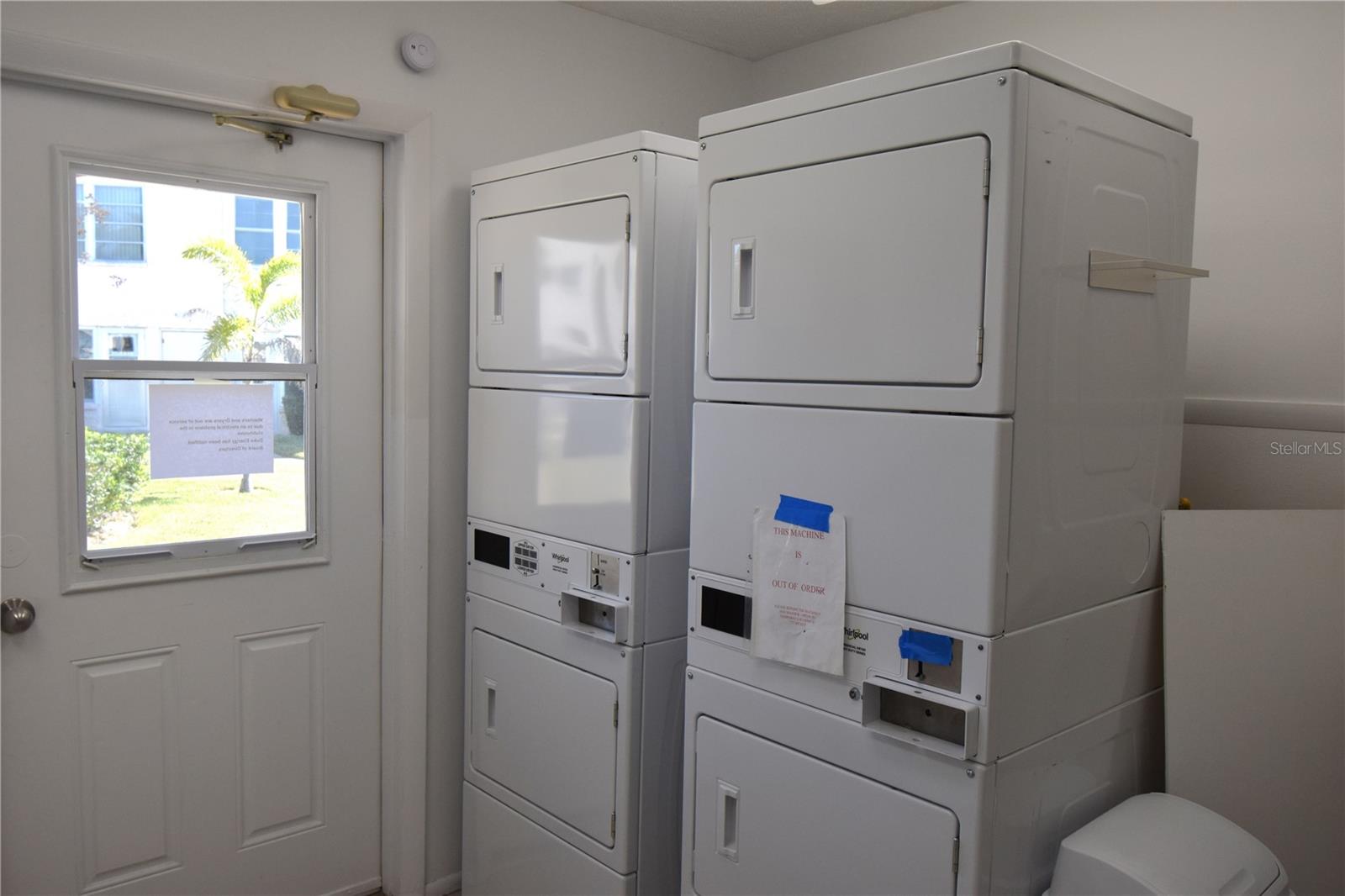 Image 36 of 62 For 121 Fernwood Circle 121