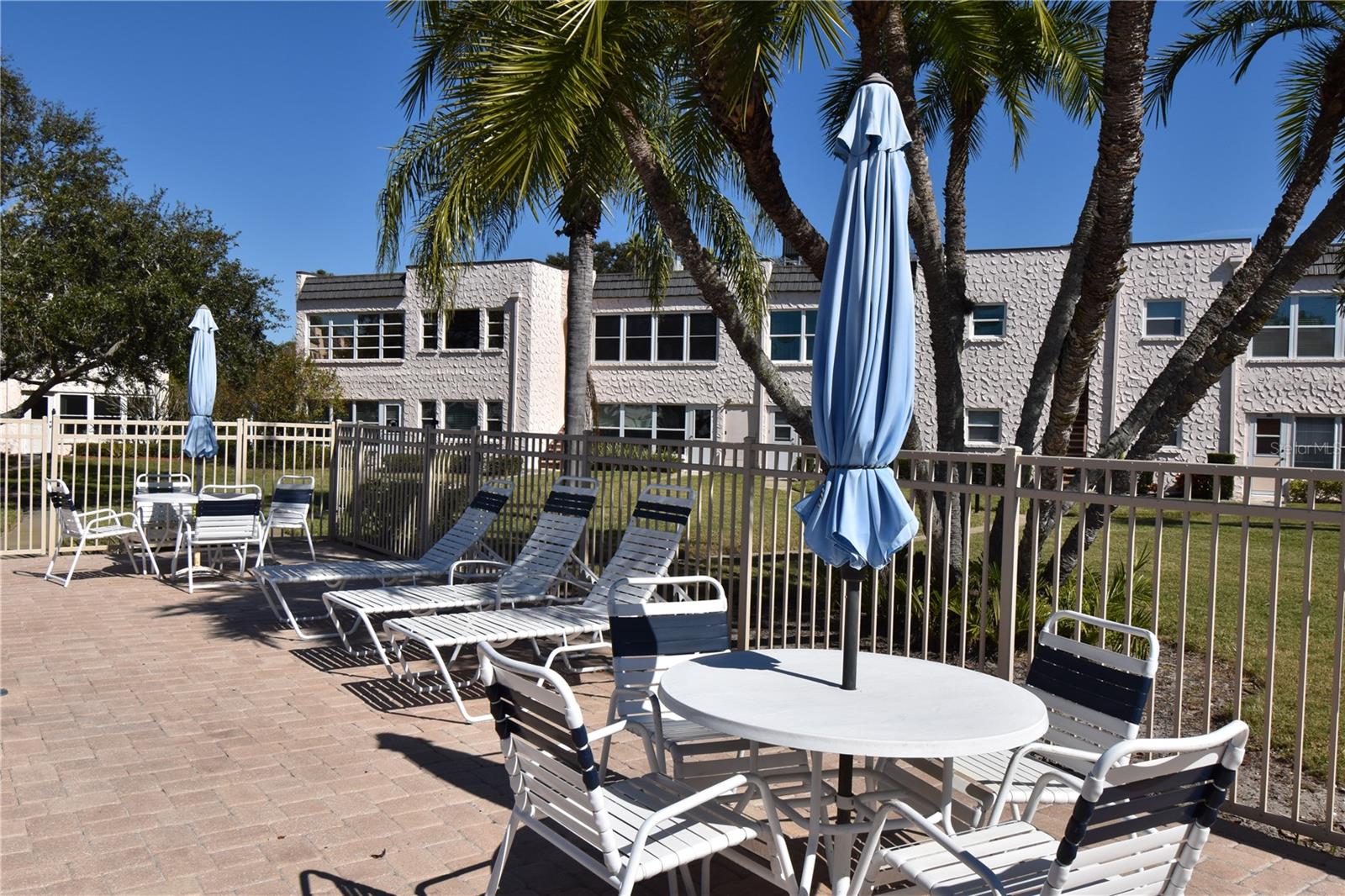 Image 43 of 62 For 121 Fernwood Circle 121