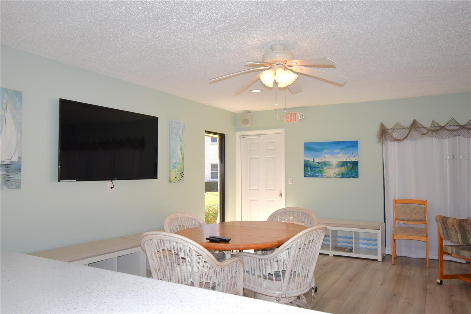 Image 48 of 62 For 121 Fernwood Circle 121