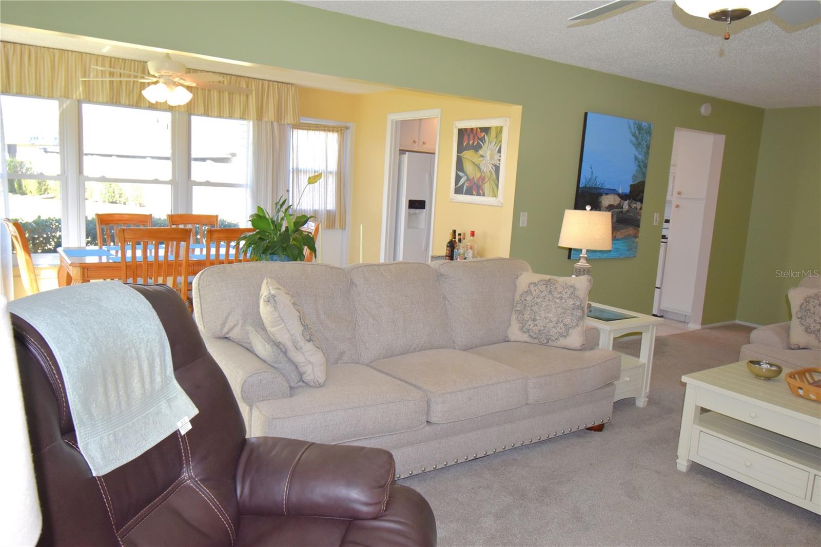 Image 5 of 62 For 121 Fernwood Circle 121