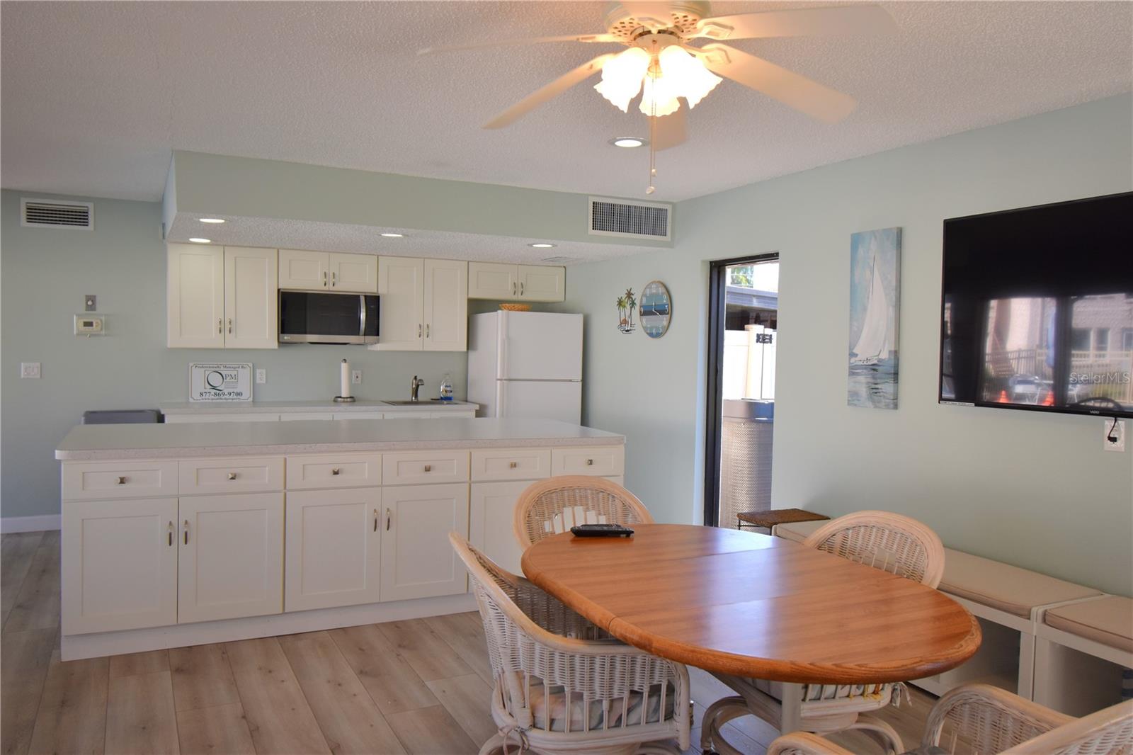 Image 52 of 62 For 121 Fernwood Circle 121