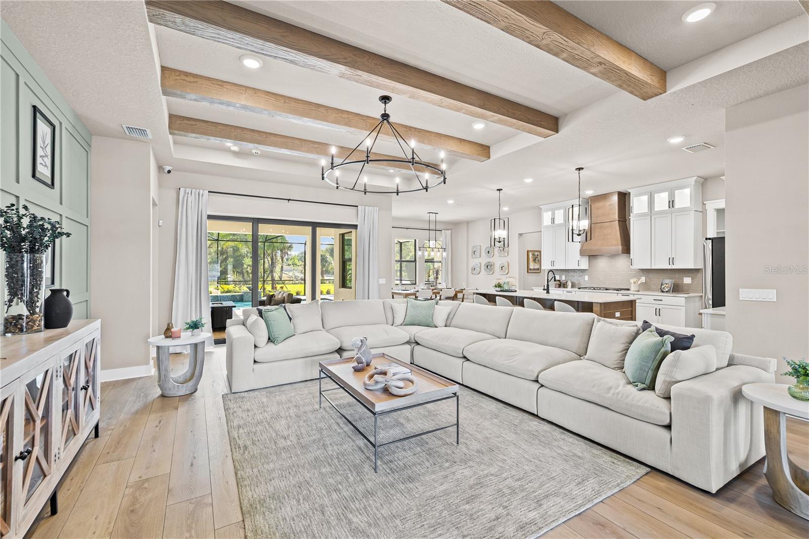 Image 7 of 26 For 709 Estates Boulevard