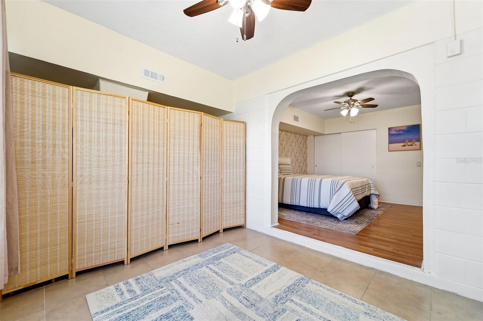 Image 11 of 22 For 4144 56th Street N 810