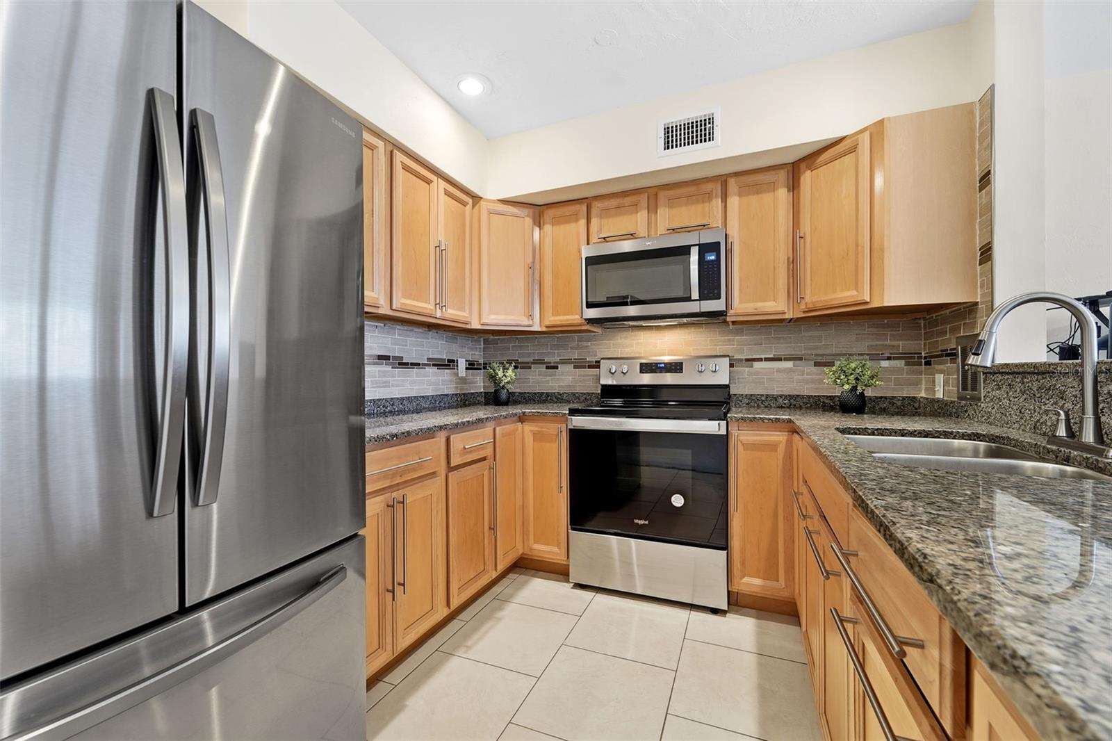 Image 2 of 22 For 4144 56th Street N 810