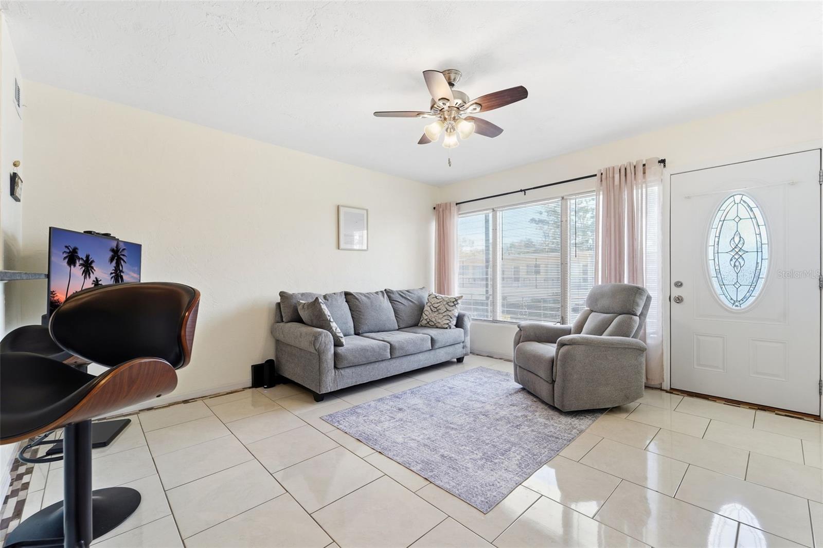 Image 6 of 22 For 4144 56th Street N 810