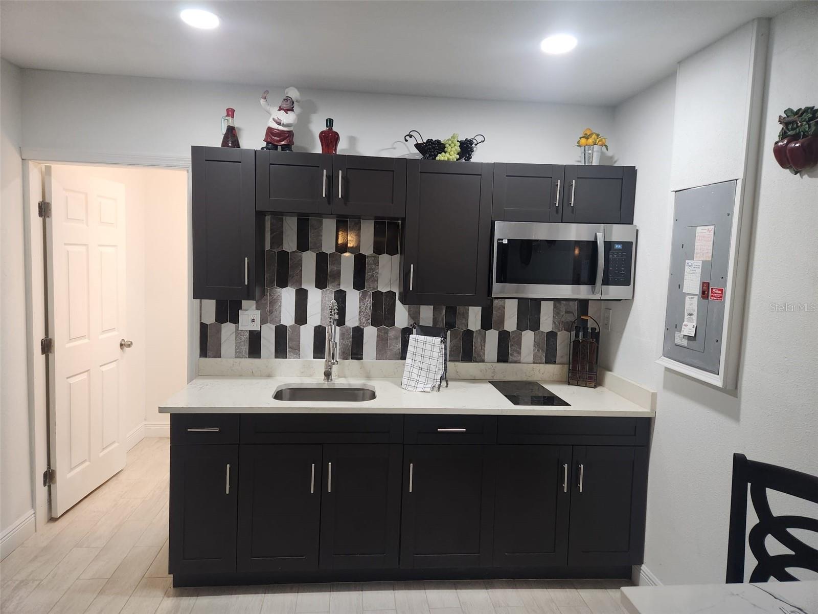 Image 38 of 57 For 8407 Monarch Drive