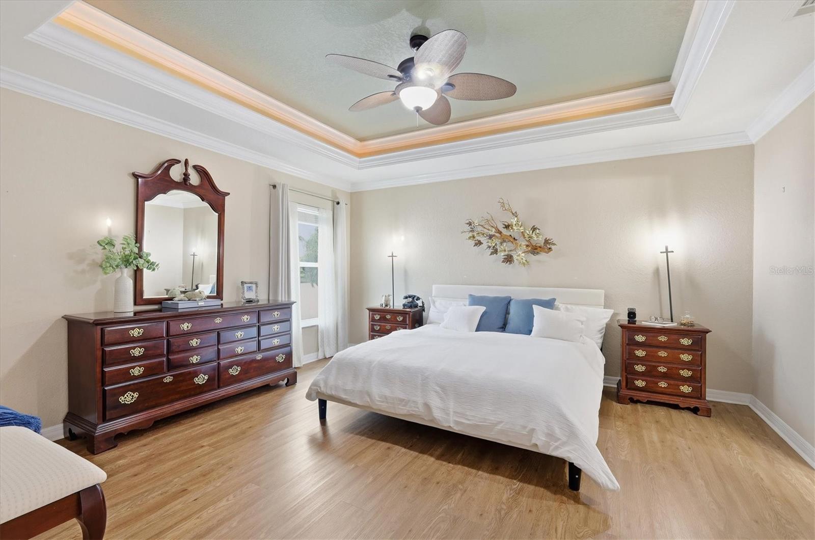 Image 14 of 38 For 12710 Lake Side Drive