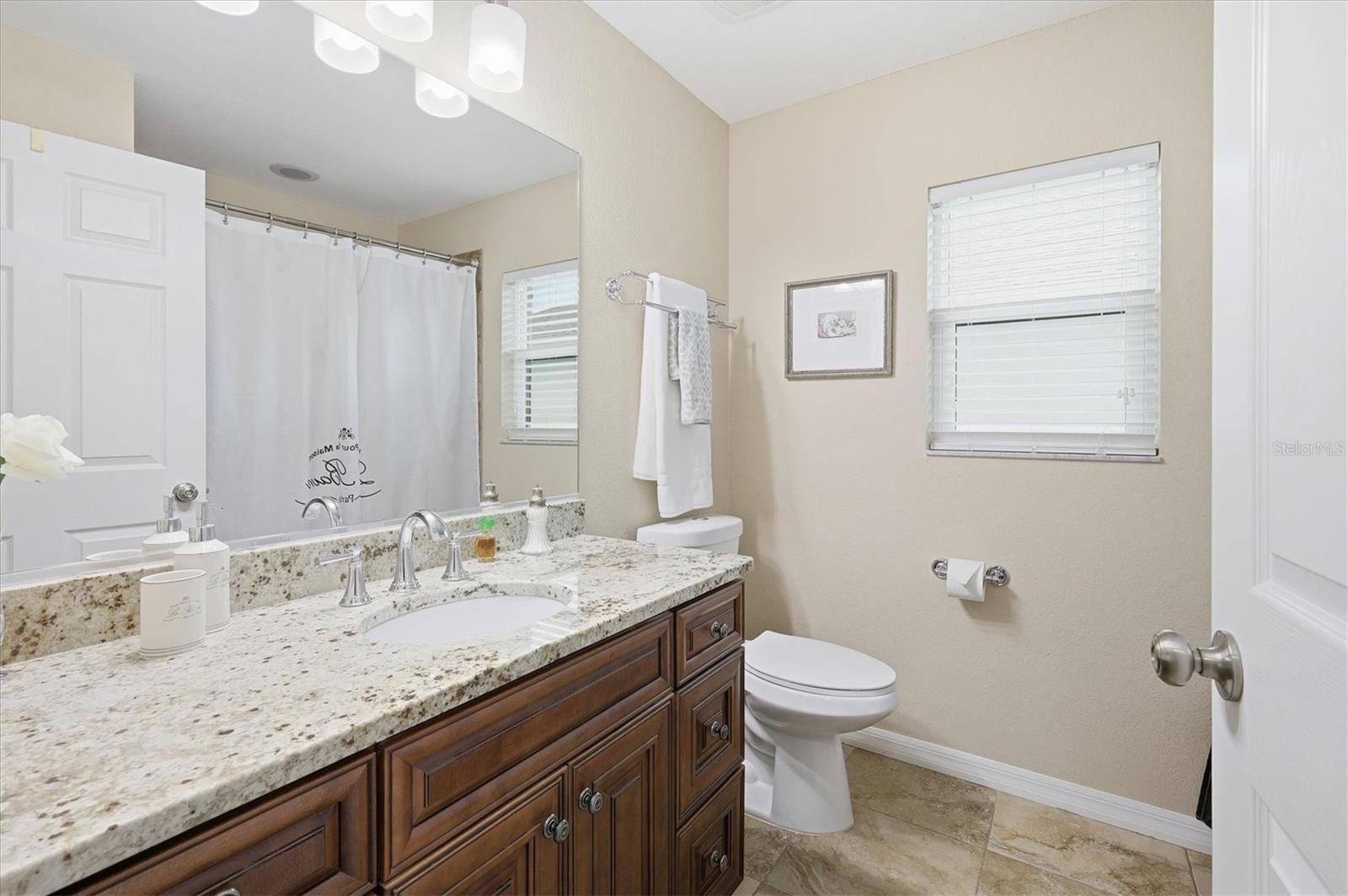 Image 22 of 38 For 12710 Lake Side Drive