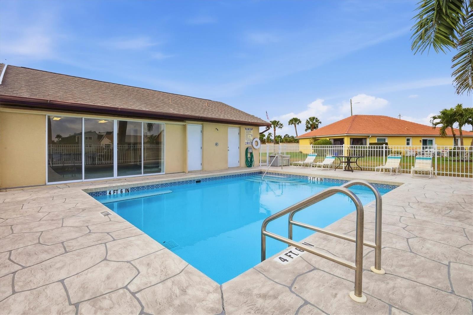 Image 33 of 38 For 12710 Lake Side Drive