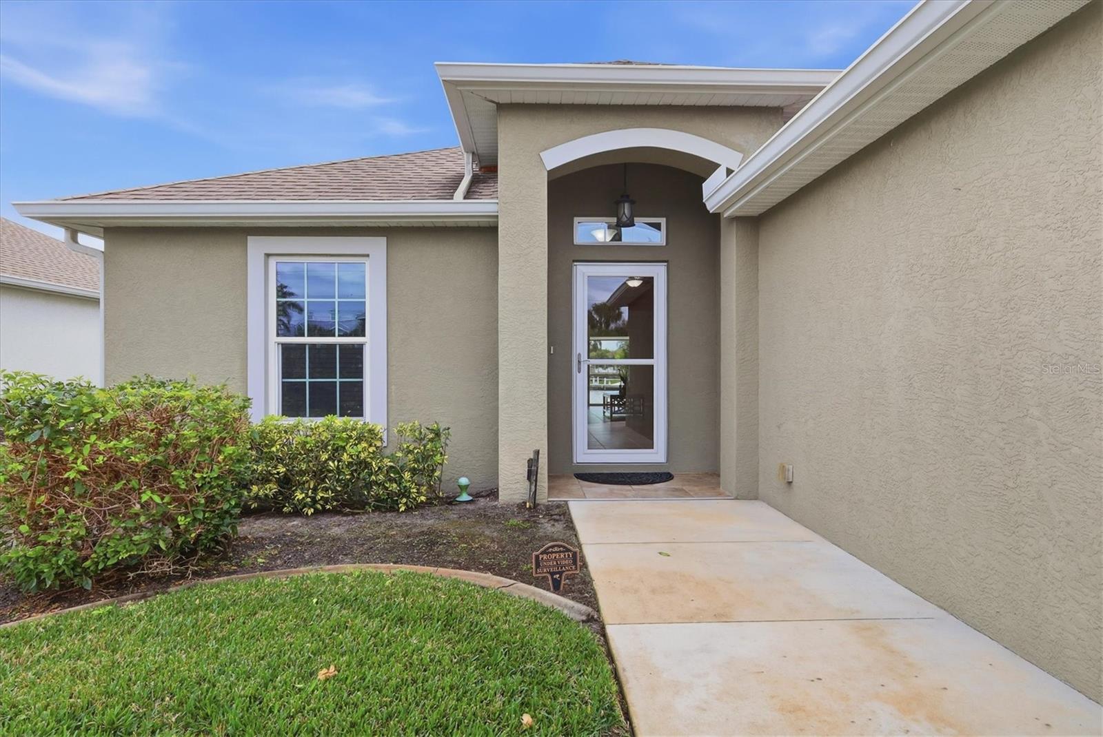 Image 4 of 38 For 12710 Lake Side Drive