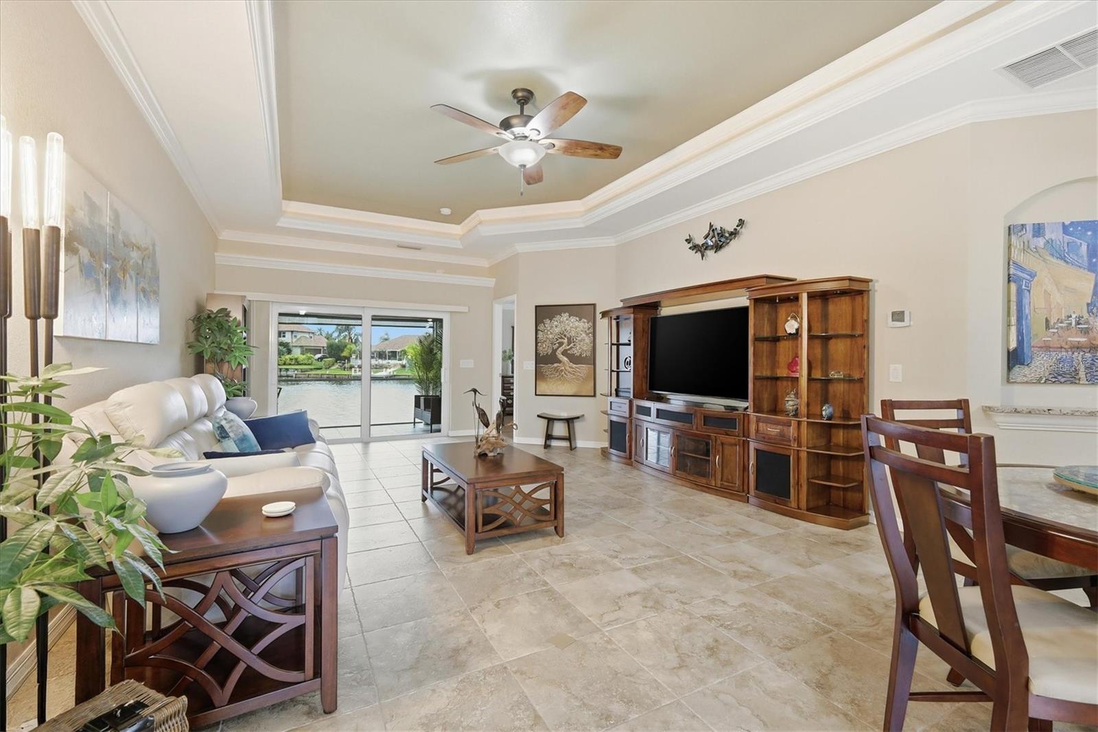 Image 5 of 38 For 12710 Lake Side Drive